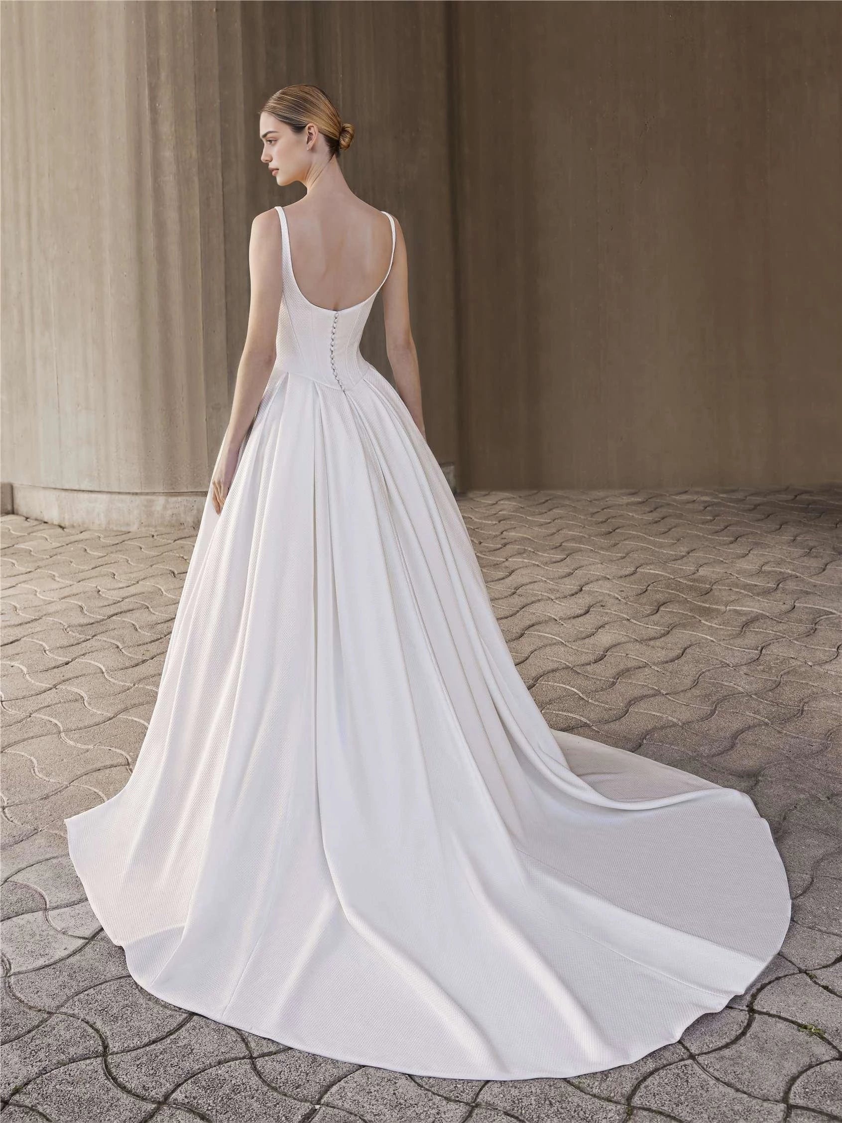 Gorgeous Ball Gown Square Neck Sleeveless Button Back Floor Length Wedding Dress