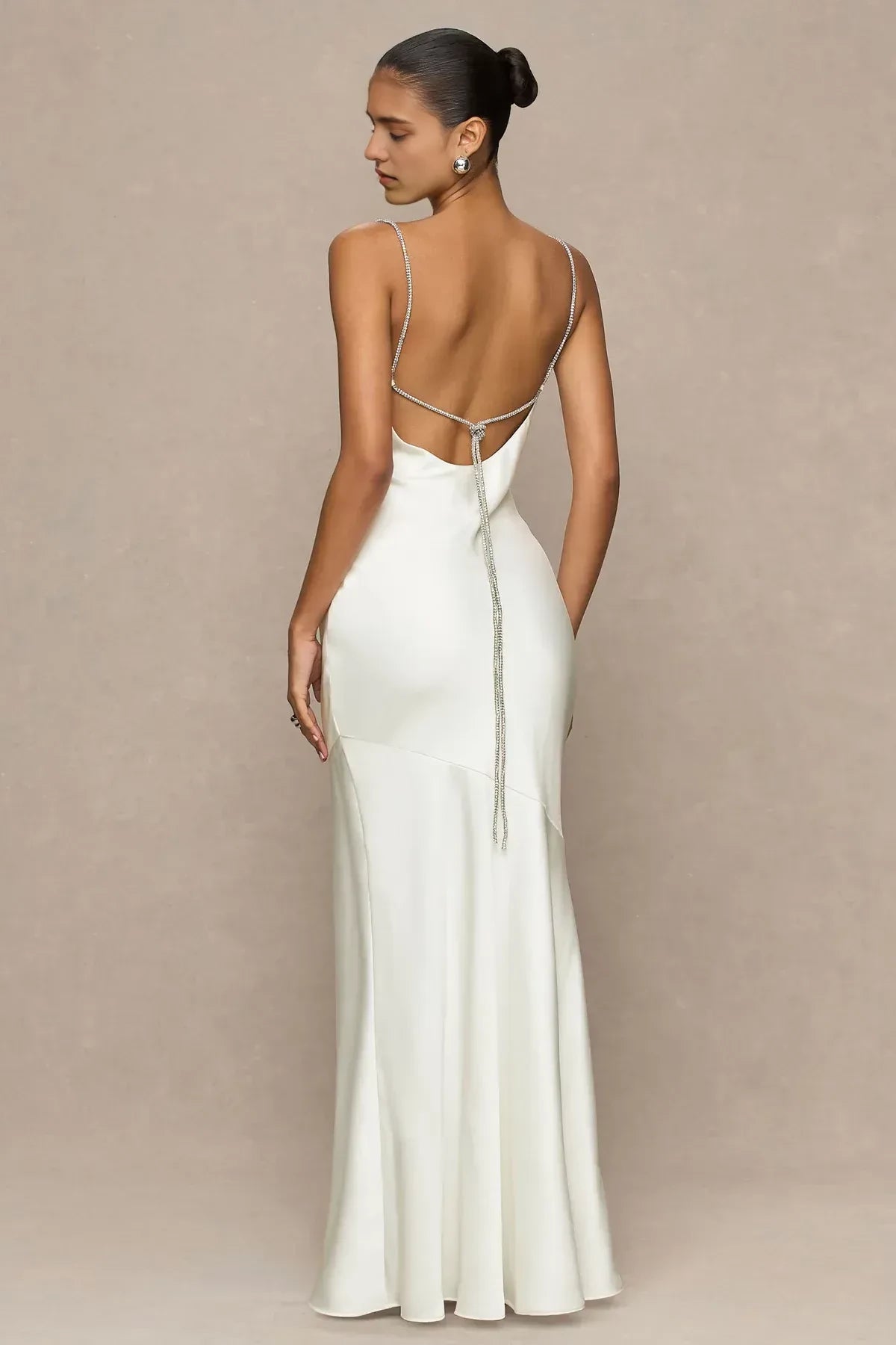 Gorgeous Mermaid Cowl Neck Sleeveless Chain Back Floor Length Evening Dress