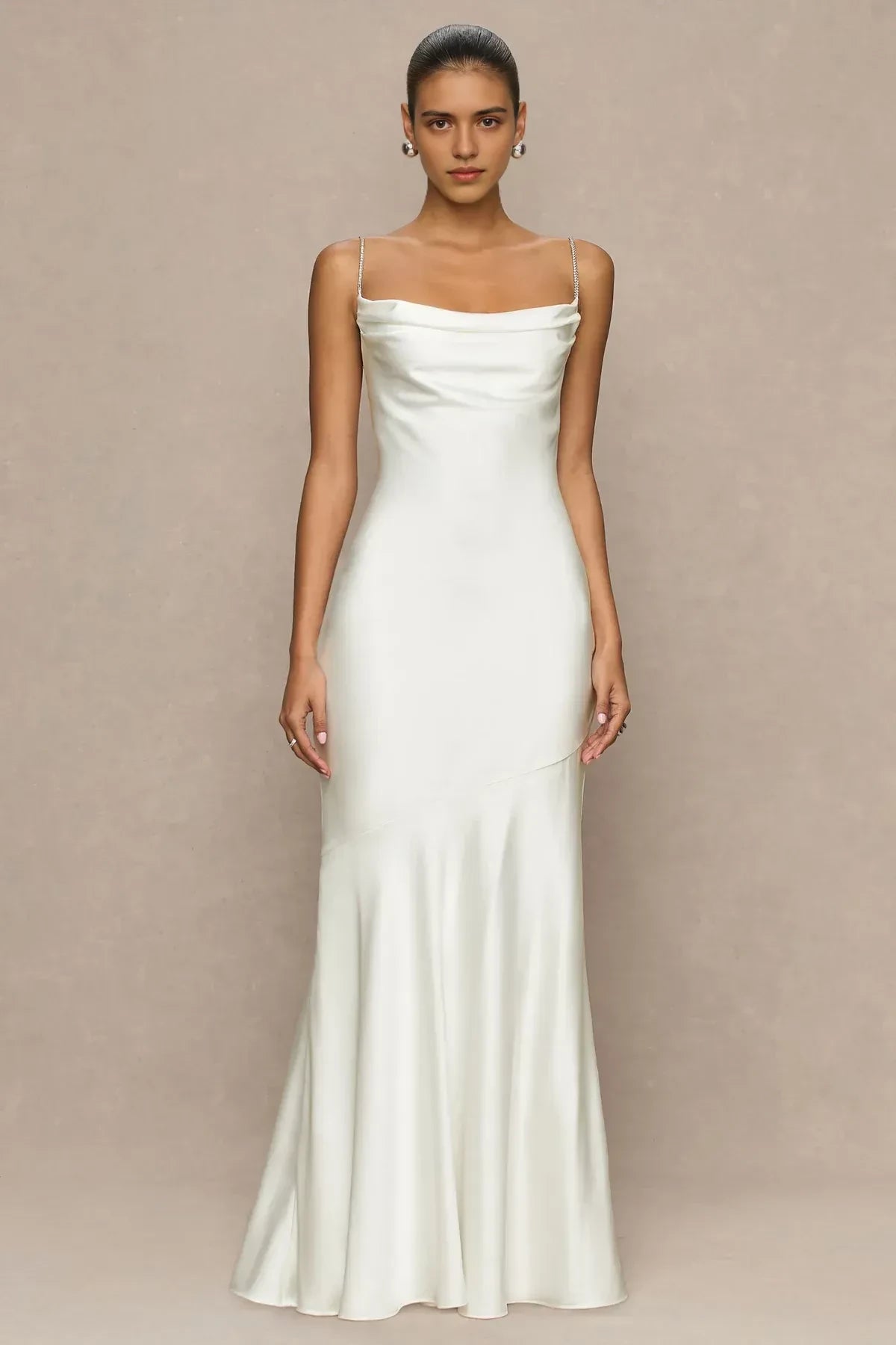 Gorgeous Mermaid Cowl Neck Sleeveless Chain Back Floor Length Evening Dress