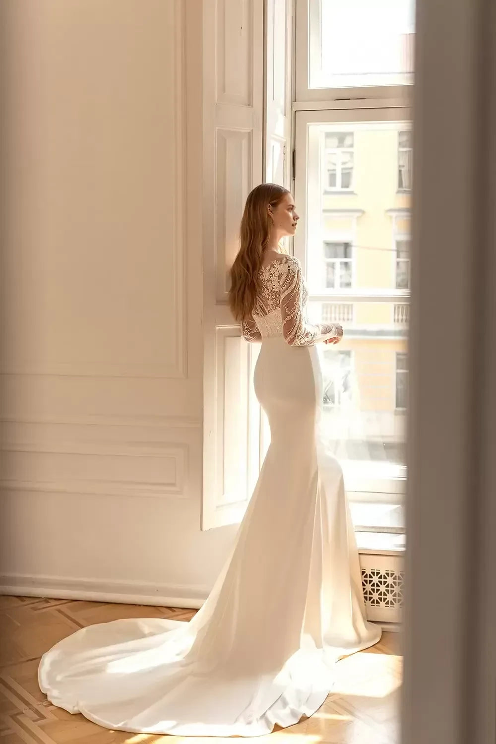 Gorgeous Mermaid Illusion Neckline Lace Long Sleeve Open Back Long Length Wedding Dress