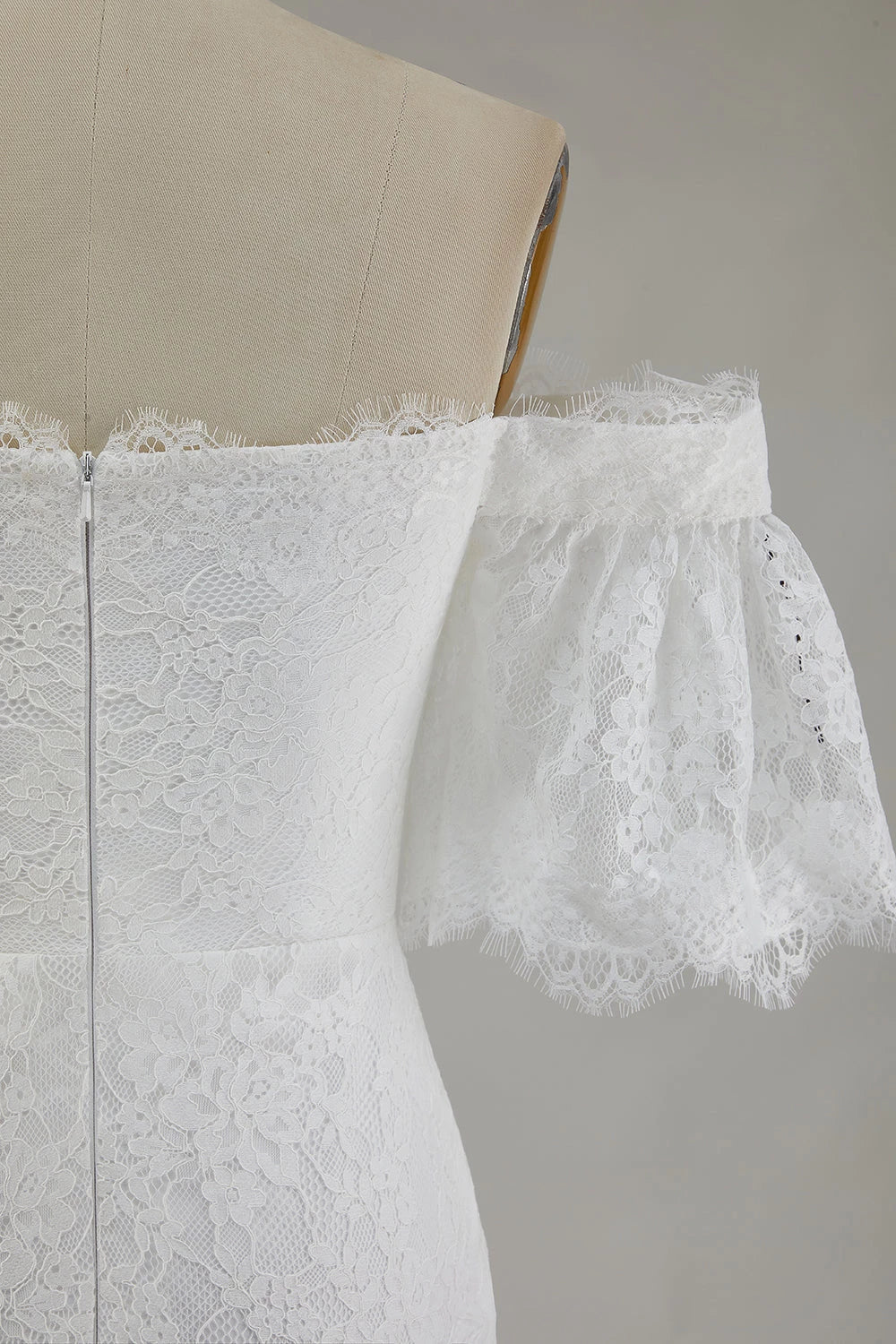 Gorgeous Mermaid Off  Shoulder Lace Flutter Sleeve Zipper Back Floor Length Wedding Dress