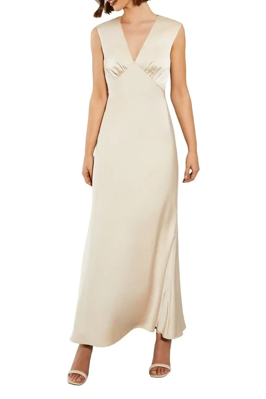 Gorgeous Sheath V Neck Sleeveless Keyhole Back Floor Length Bridesmaid Dress