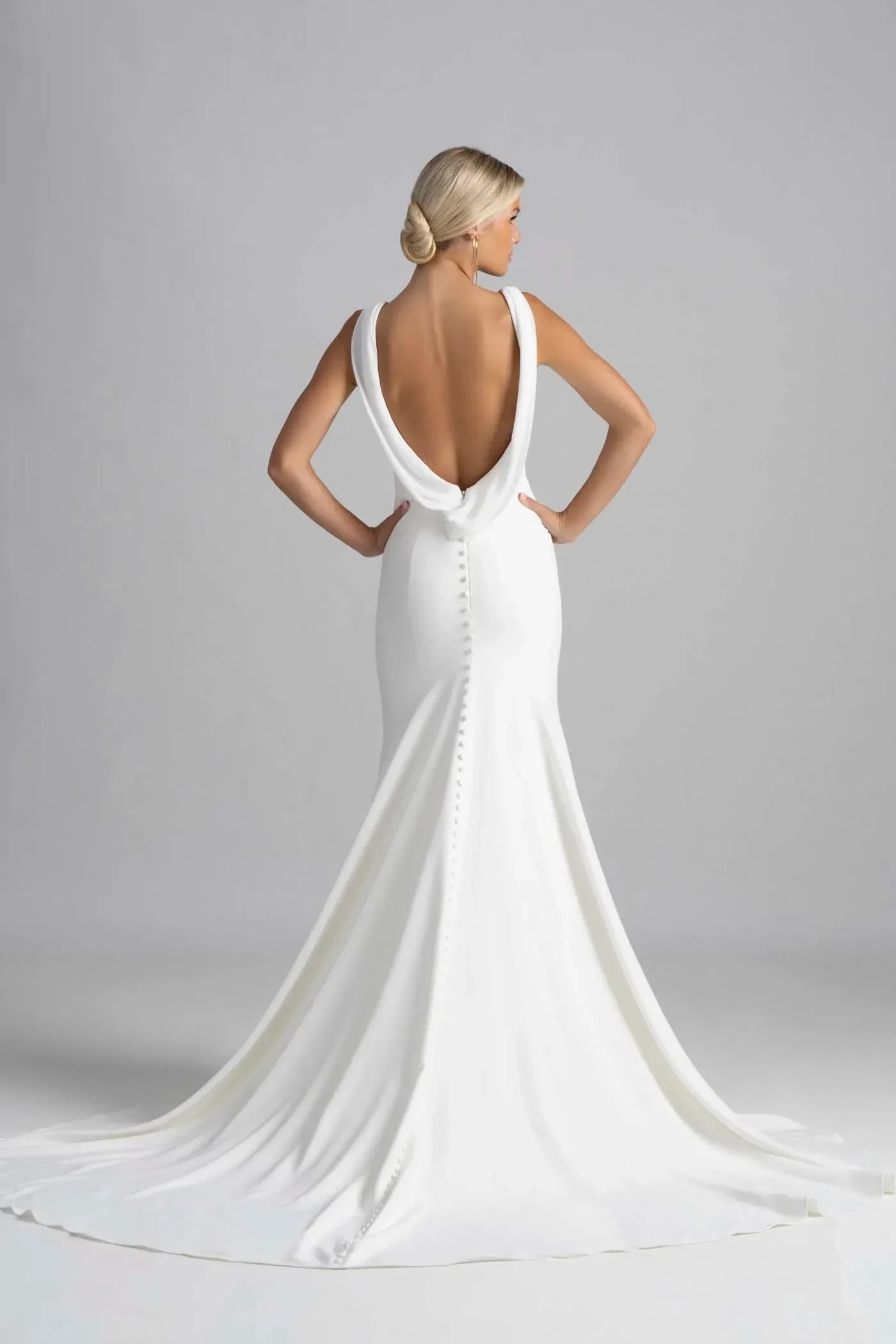 Gorgeous Trumpet Sweetheart Neckline Sleeveless Cowl Back Floor Length Wedding Dress