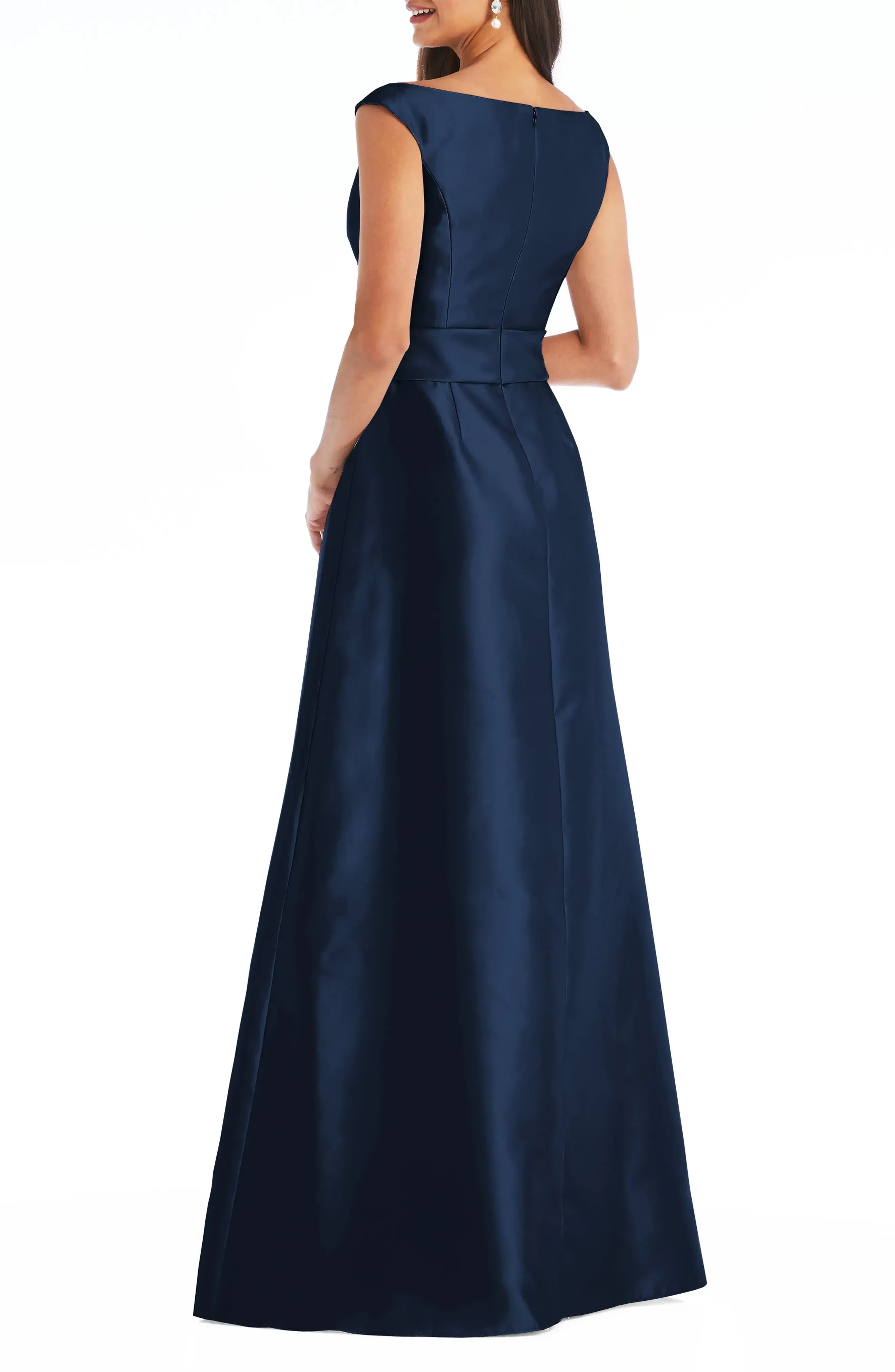 Gorgeous V Neck Sleeveless Evening Dress with Waist Detail