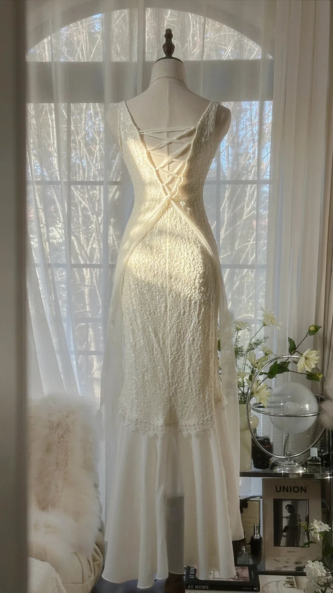 Gorgeous Ivory Straps Mermaid V-neck Vintage Floor length Party Dress Cocktail Dress Homecoming Dress Evening Dress