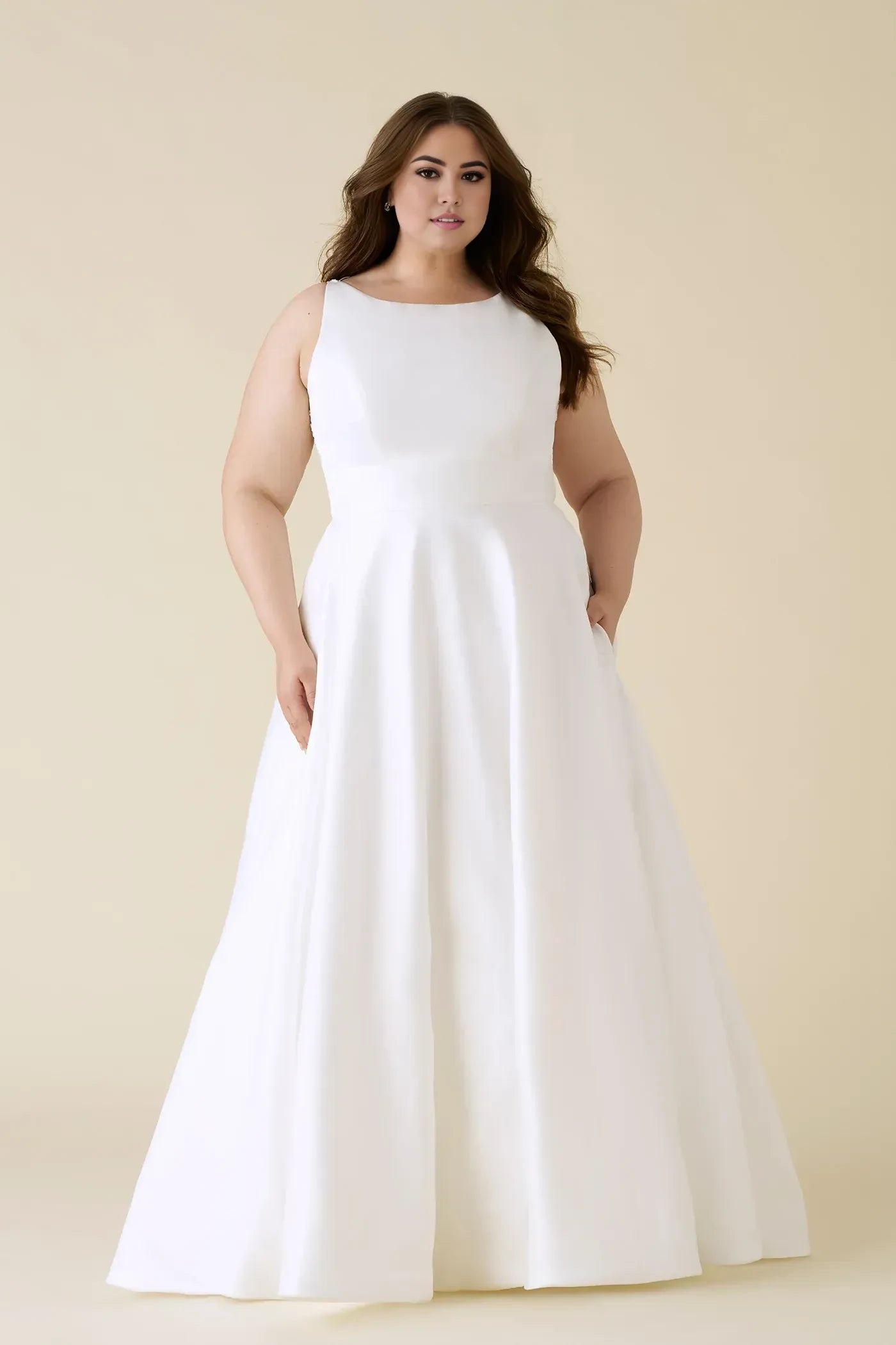 Graceful Plus Size Ball Gown Boat Neck Sleeveless Lace Back Floor Length Wedding Dress