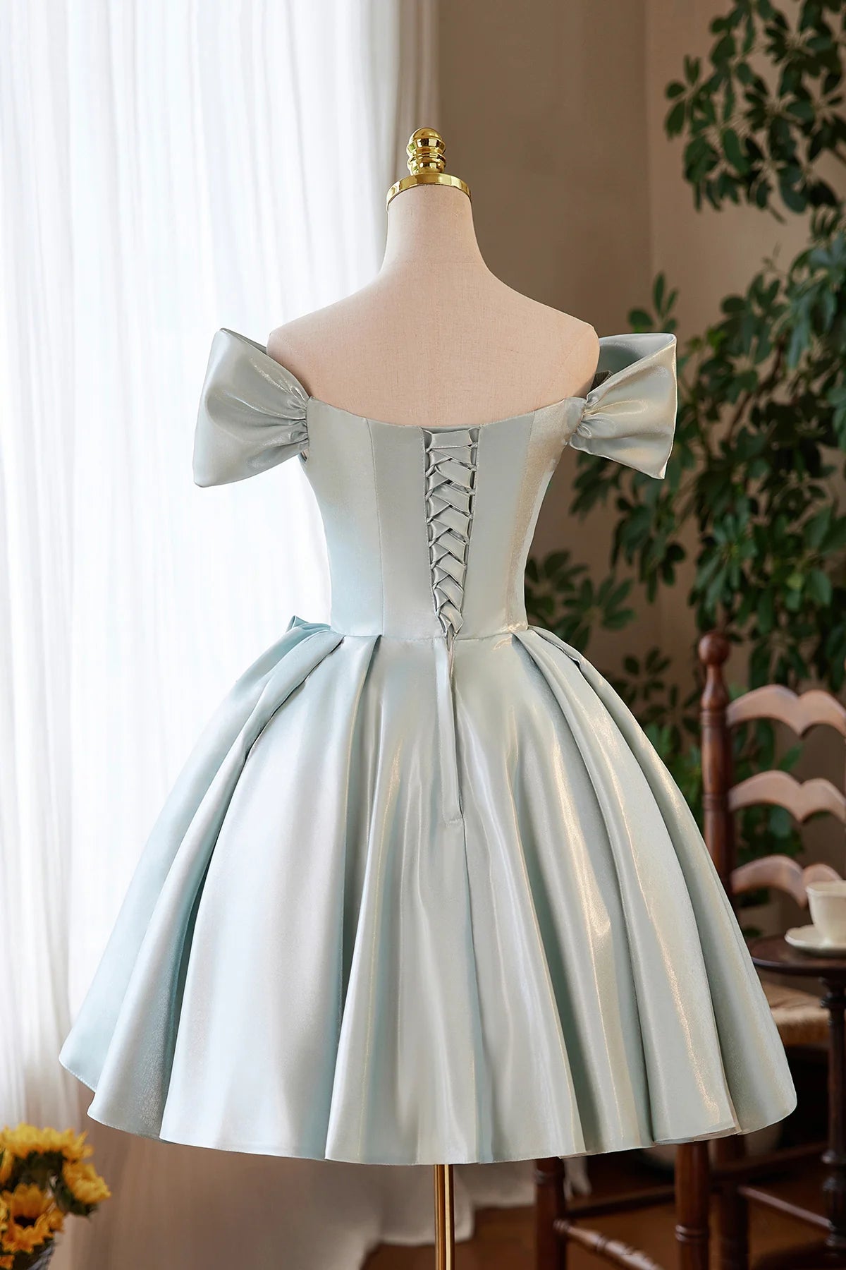 Green Satin Short A-Line Knee length Prom Dress Lovely Off the Shoulder Party Homecoming Dress