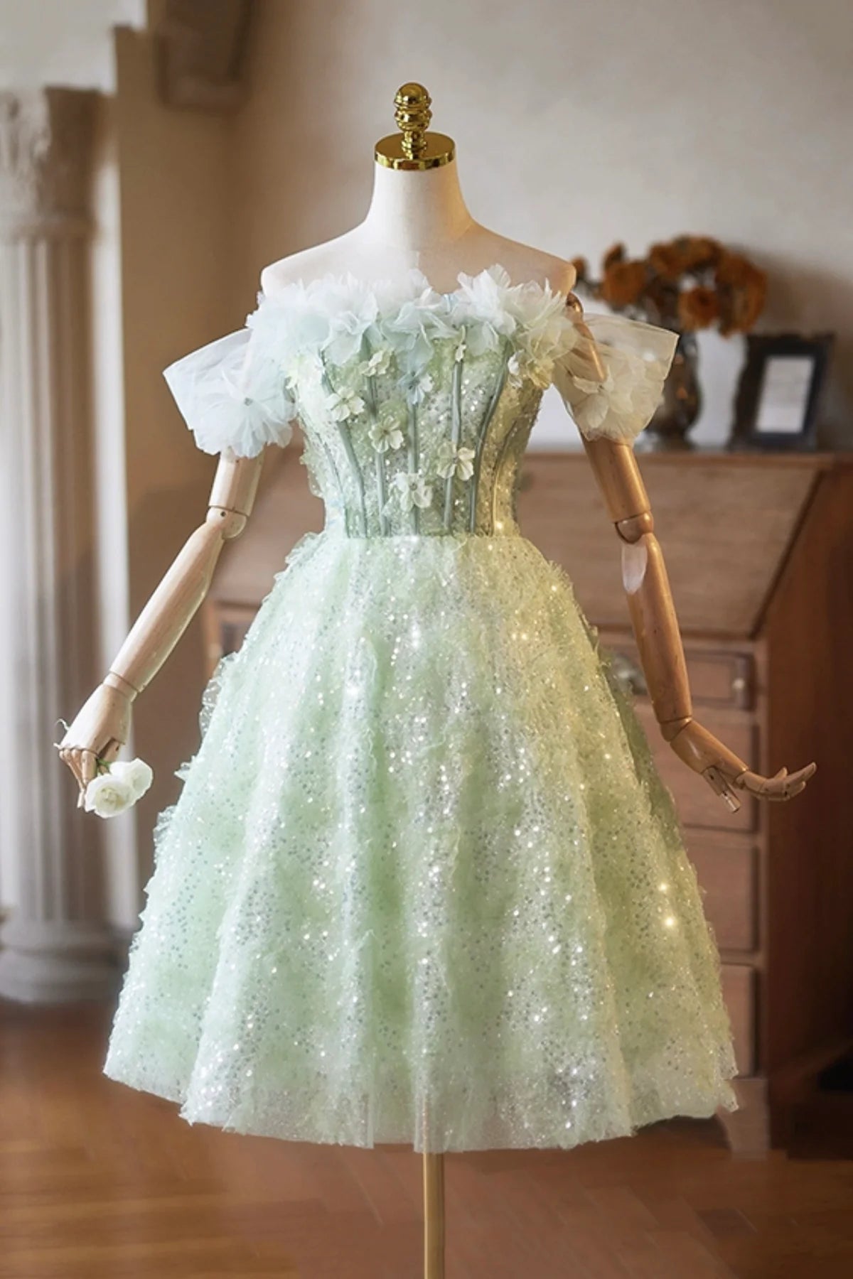 Green Tulle Sequins Short Knee length Prom Dress Lovely A-Line Homecoming Dresses Dress