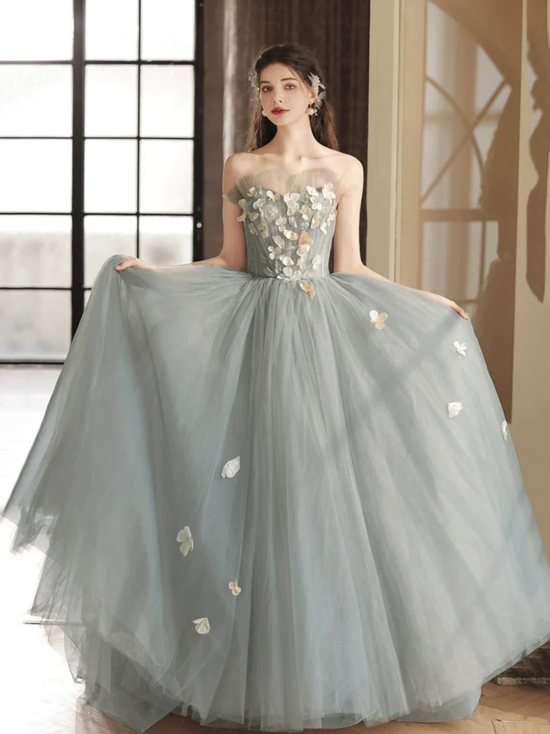 Lovely A-Line Sweetheart Neck Gray Tulle Strapless Long Prom Dress Party Dress