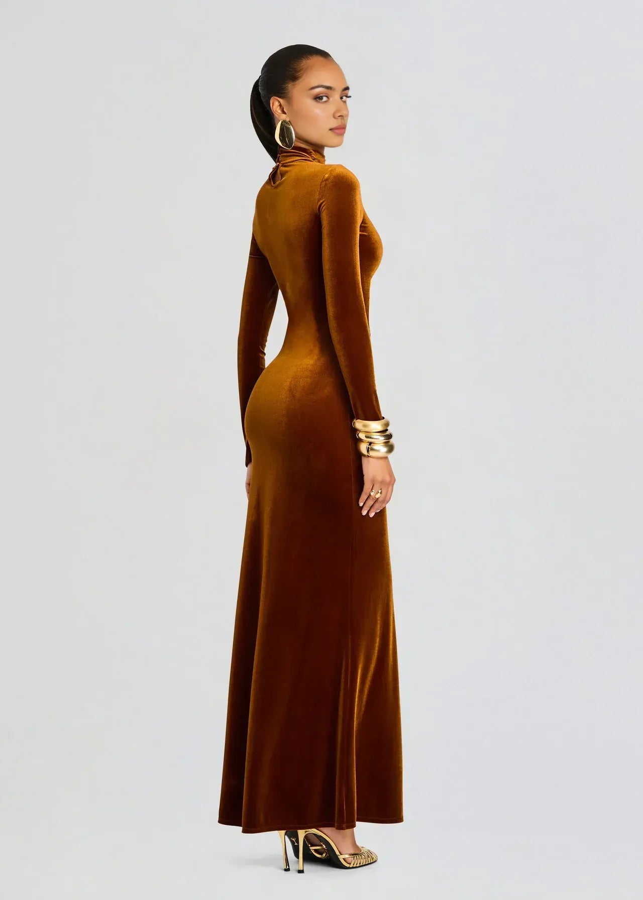Luxe Sheath Turtleneck Long Sleeve Back Zip Floor Length Plus Size Evening Dress