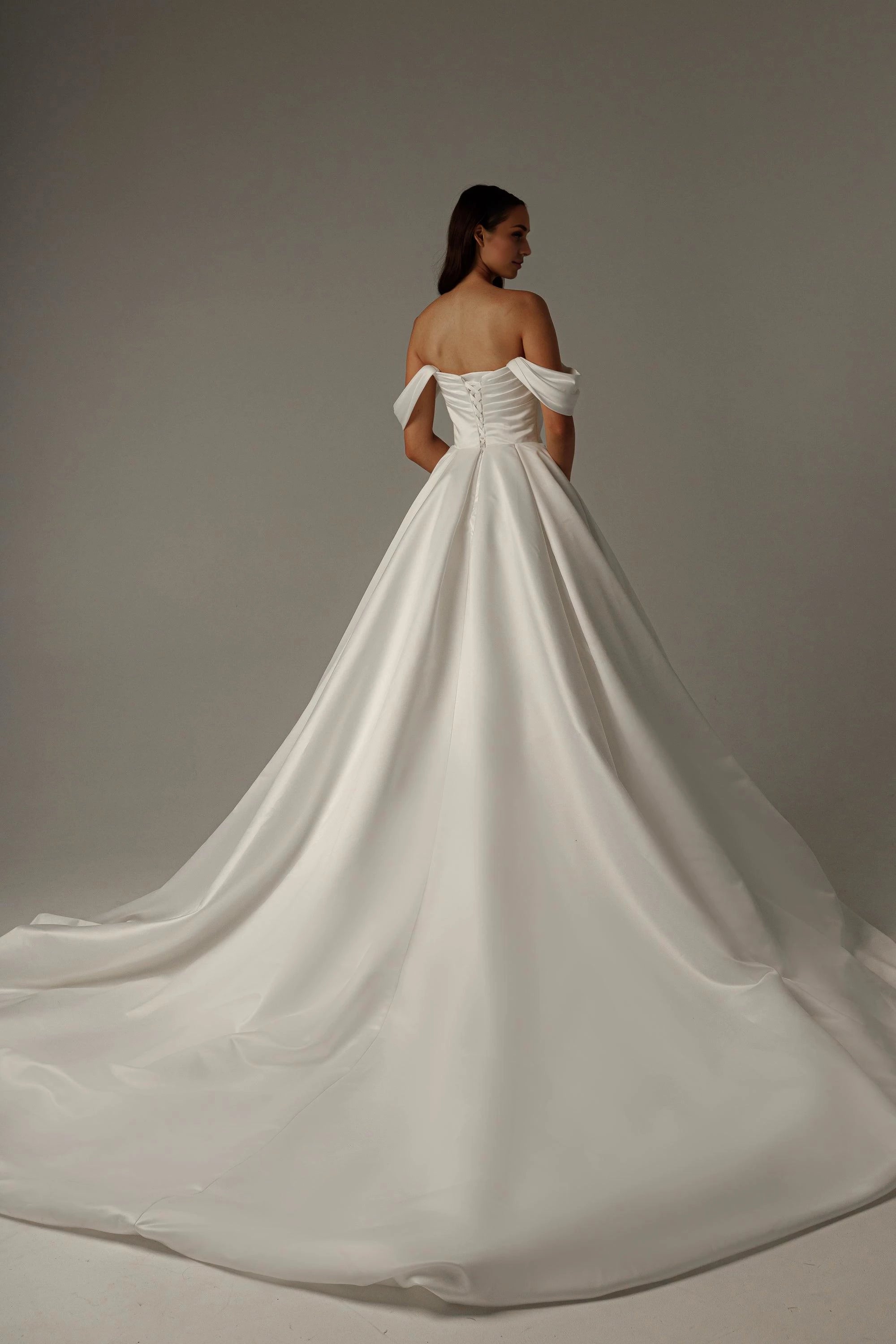 Luxurious Princess Off Shoulder Draped Sleeve Lace Up Back Floor Length Wedding Dress