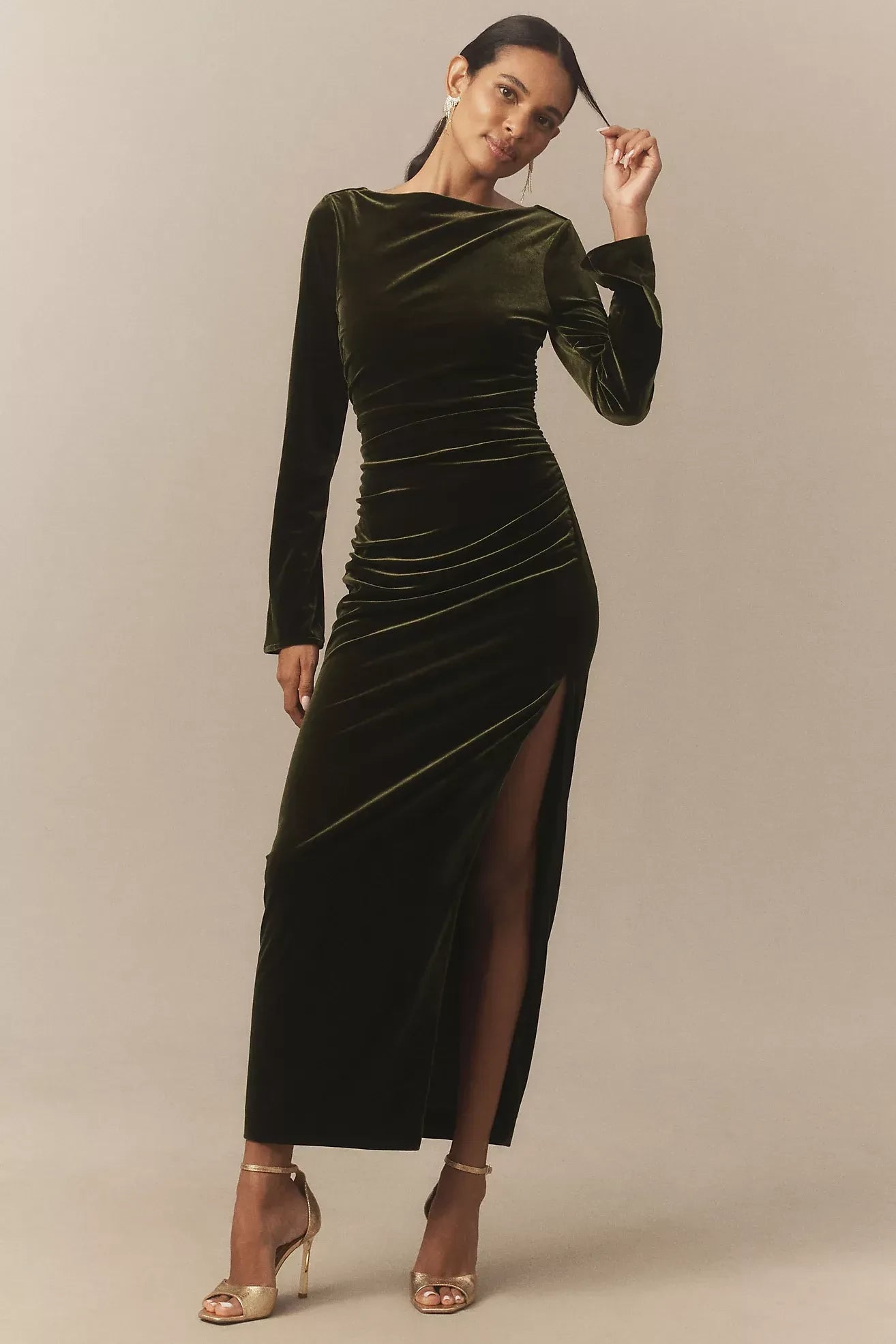 Luxurious Sheath Boat Neck Long Sleeve Zipper Back Floor Length Evening Dress