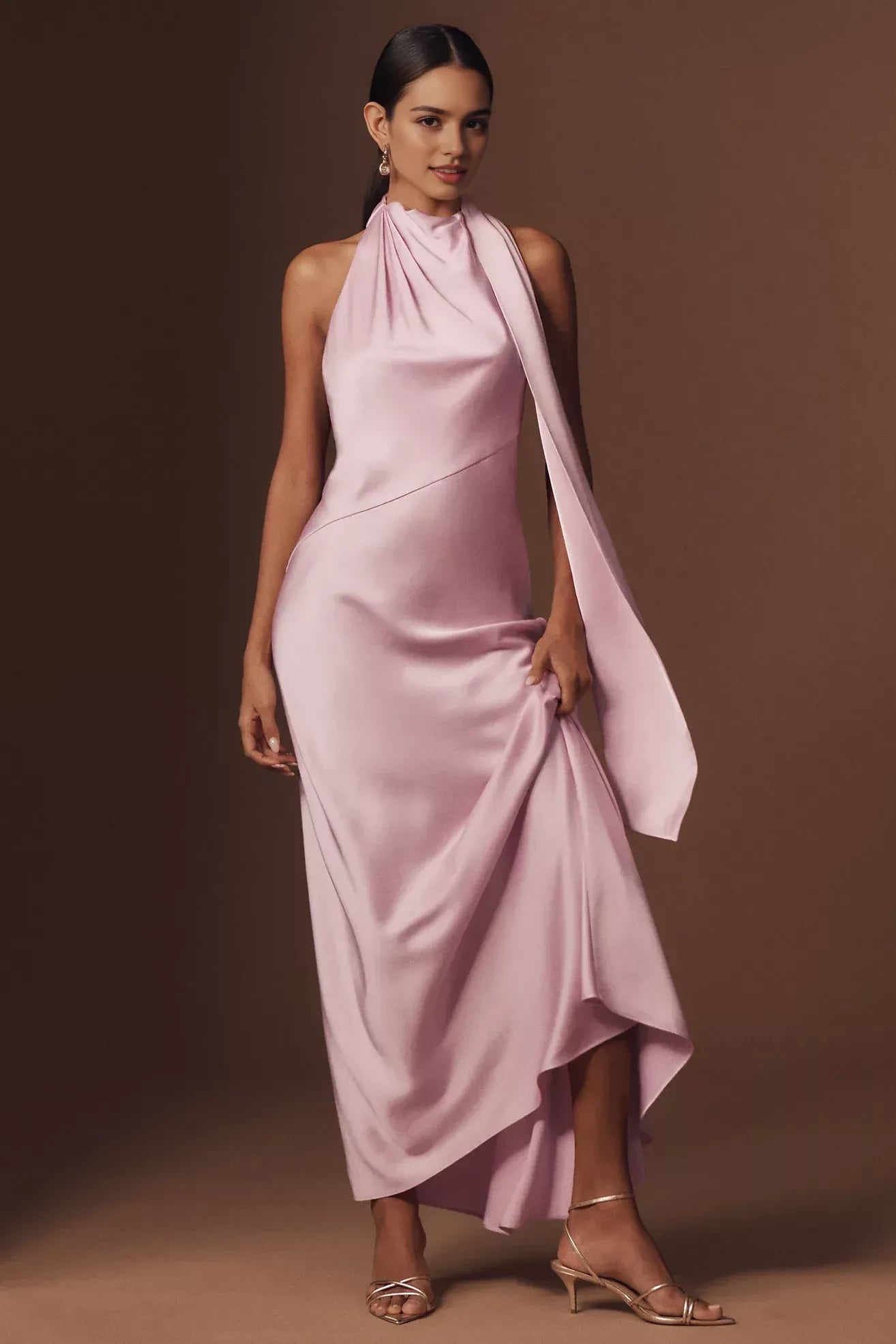 Luxurious Sheath Halter Neck Sleeveless Open Back Floor Length Evening Dress