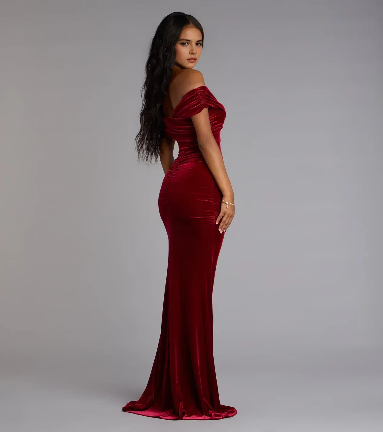 Luxurious Trumpet Off Shoulder Short Sleeve Zipper Back Floor Length Prom Dress