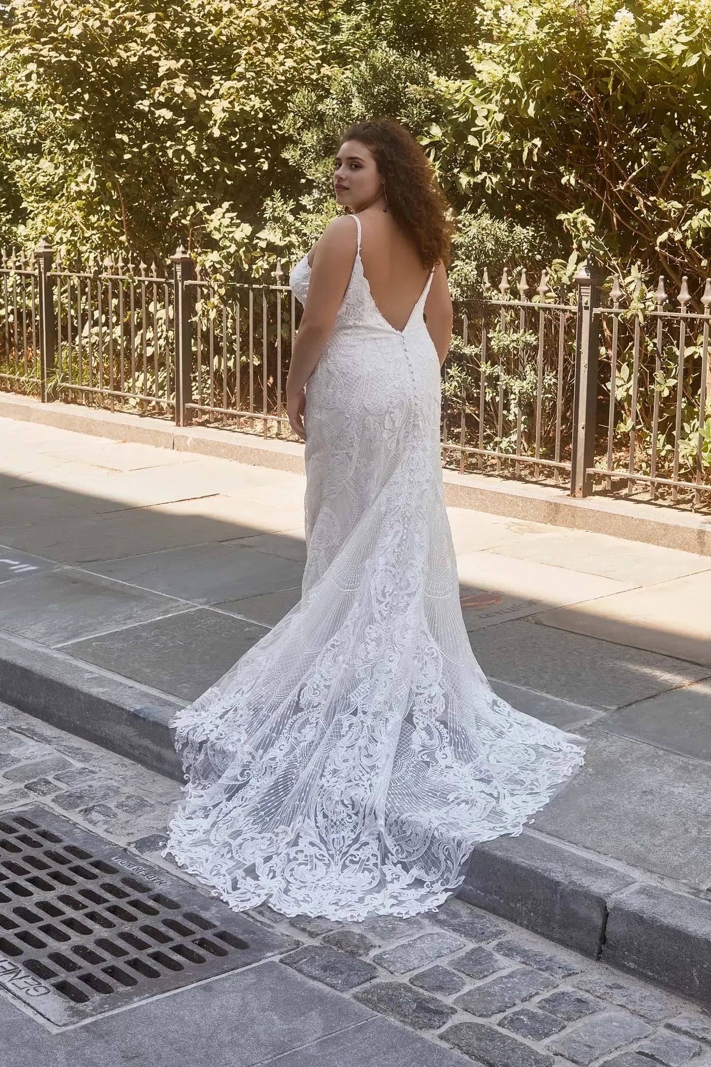 Magnificent Plus Size Trumpet Plunging V Neck Bell Sleeve Lace Back Floor Length Wedding Dress