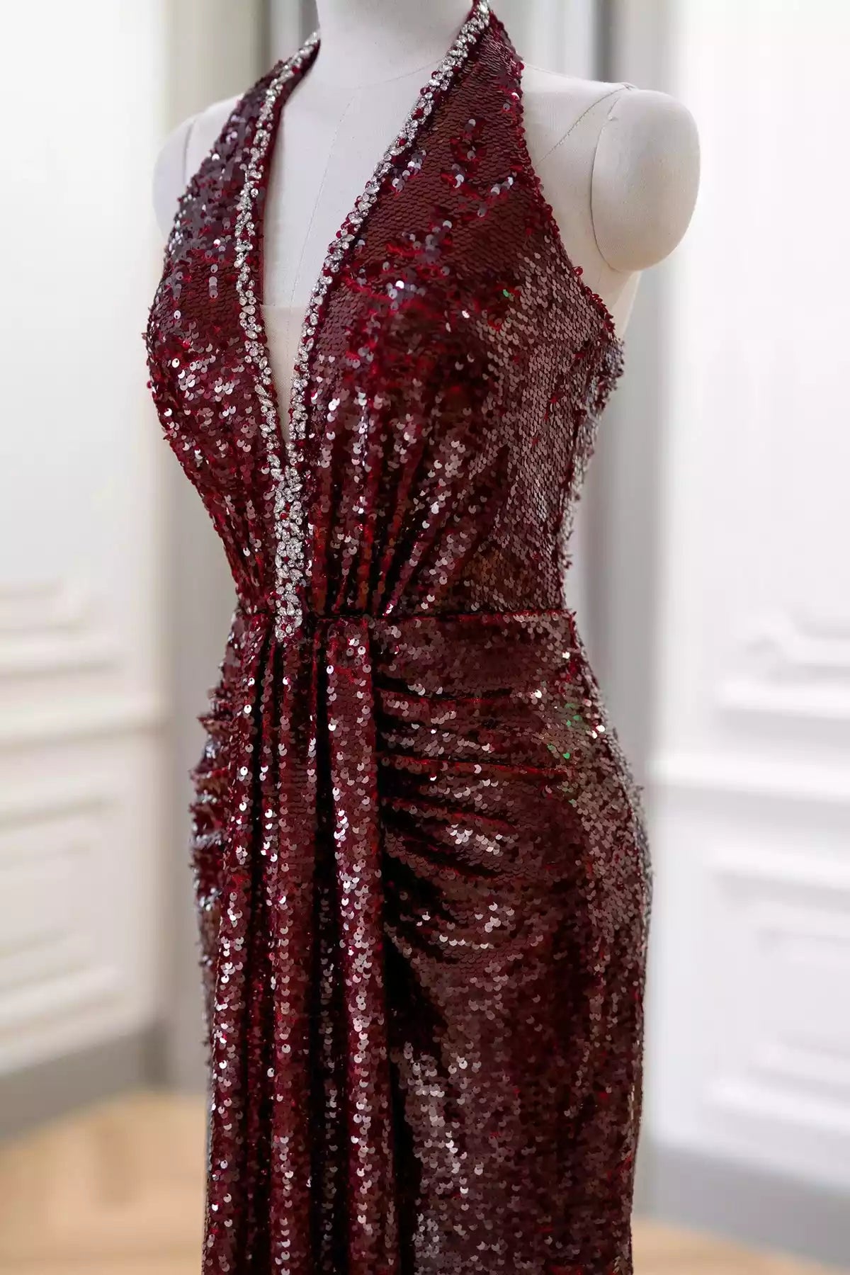 Mermaid V-Neck Burgundy Sequins Long Prom Dress Evening Party Dress