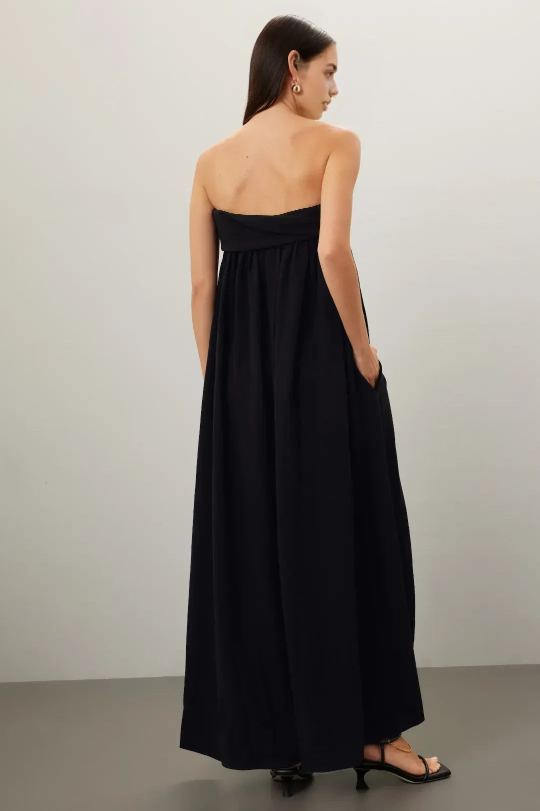 Minimalist A Line Strapless Sleeveless Flowing Floor Length Plus Size Prom Dress