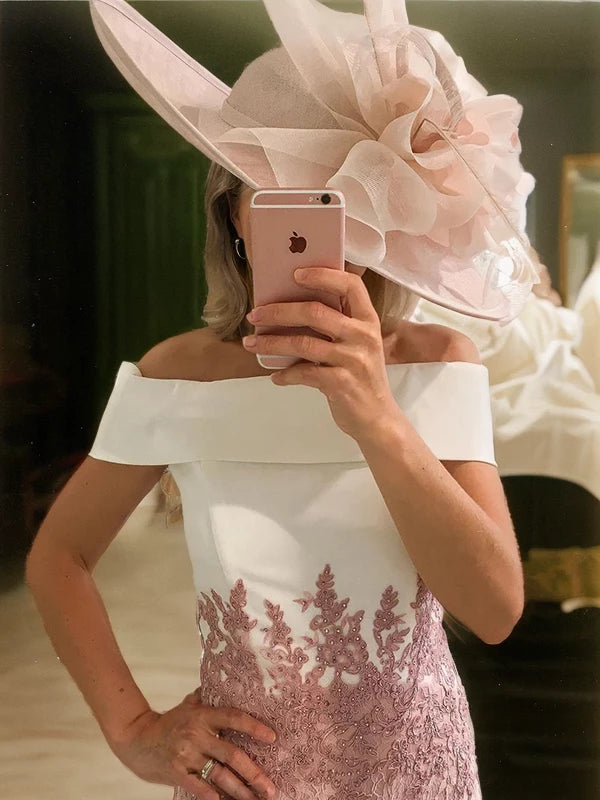 Off-the-Shoulder Sleeveless Sheath Lace Tea-Length Mother of the Bride Dresses