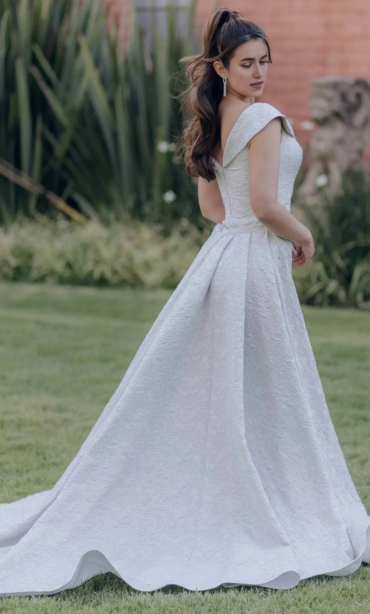 Off Shoulder Sleeveless  A-line Gorgeous Floor length Prom Dress Hot Sale For Ladies