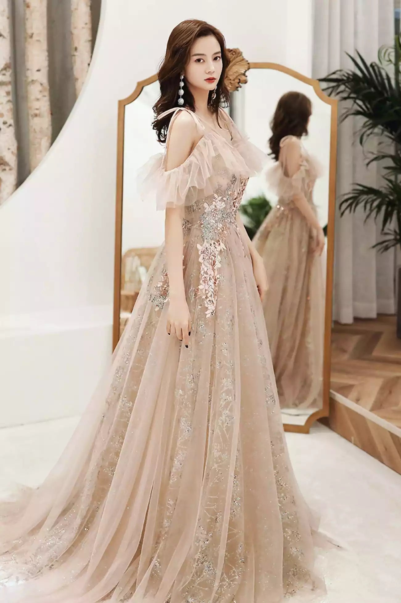 Off the Shoulder Champagne Tulle Sequins Long Formal Party Dresses Prom Dresses