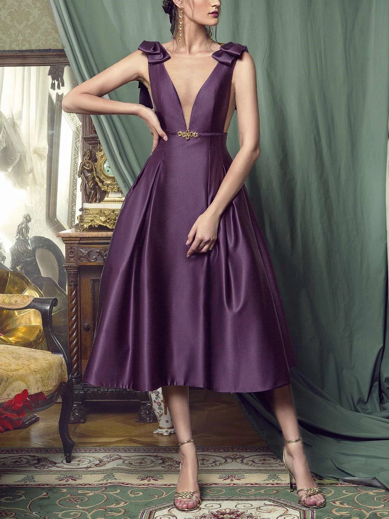 Princess Plunging Neckline Sleeveless Knee-Length With Open Back Cocktail Dresses Party Dress Evening Dress