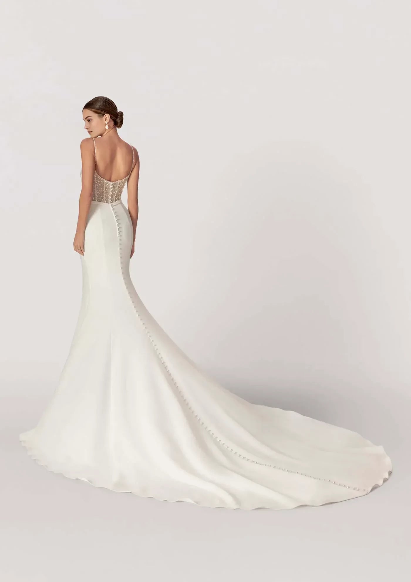 Radiant Trumpet Sweetheart Neckline Spaghetti Strap Button Back Floor Length Wedding Dress