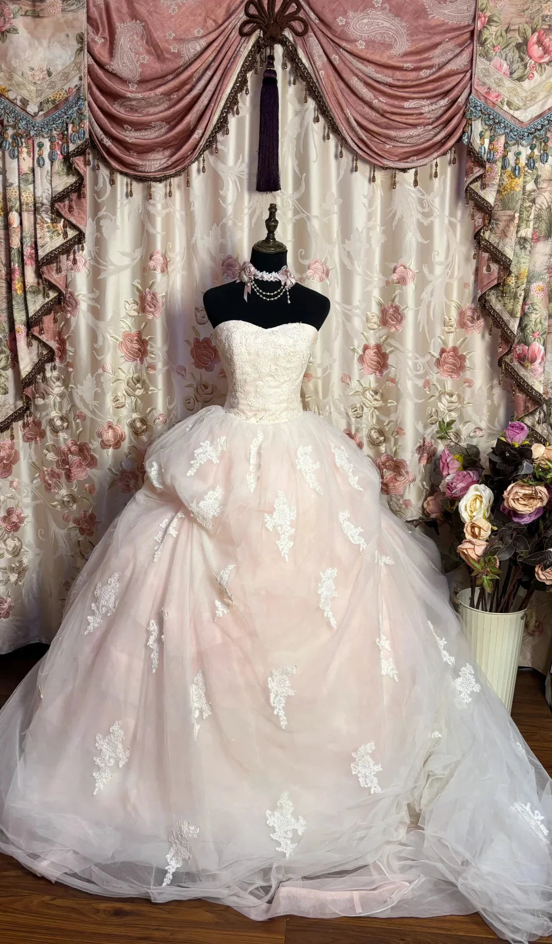 Retro Light Pink Sweetheart Applique Strapless Tulle Sweet 16 Quinceanera A-Line Ball Gown Prom Dress Party Dress Cocktail Dress Homecoming Dress Evening Dress