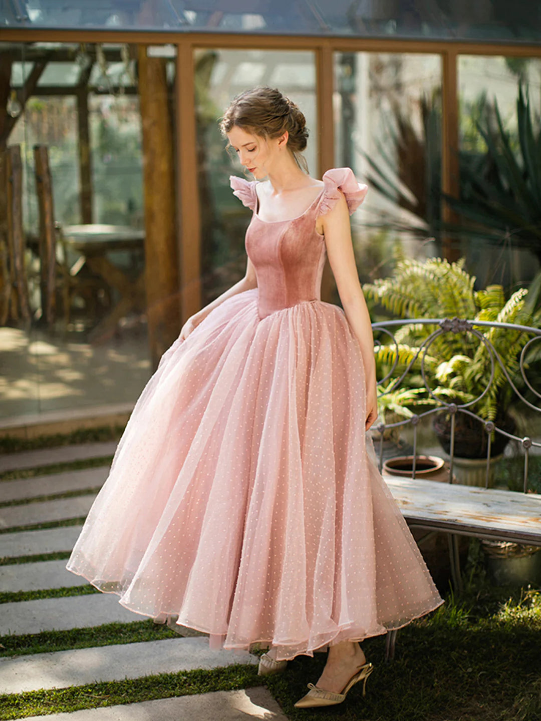 Retro Pink Velvet Tulle Tea Length Prom Dresses A-Line U-Neck Lace-up Short Sleeve Princess Party Dresses Homecoming Dresses ﻿