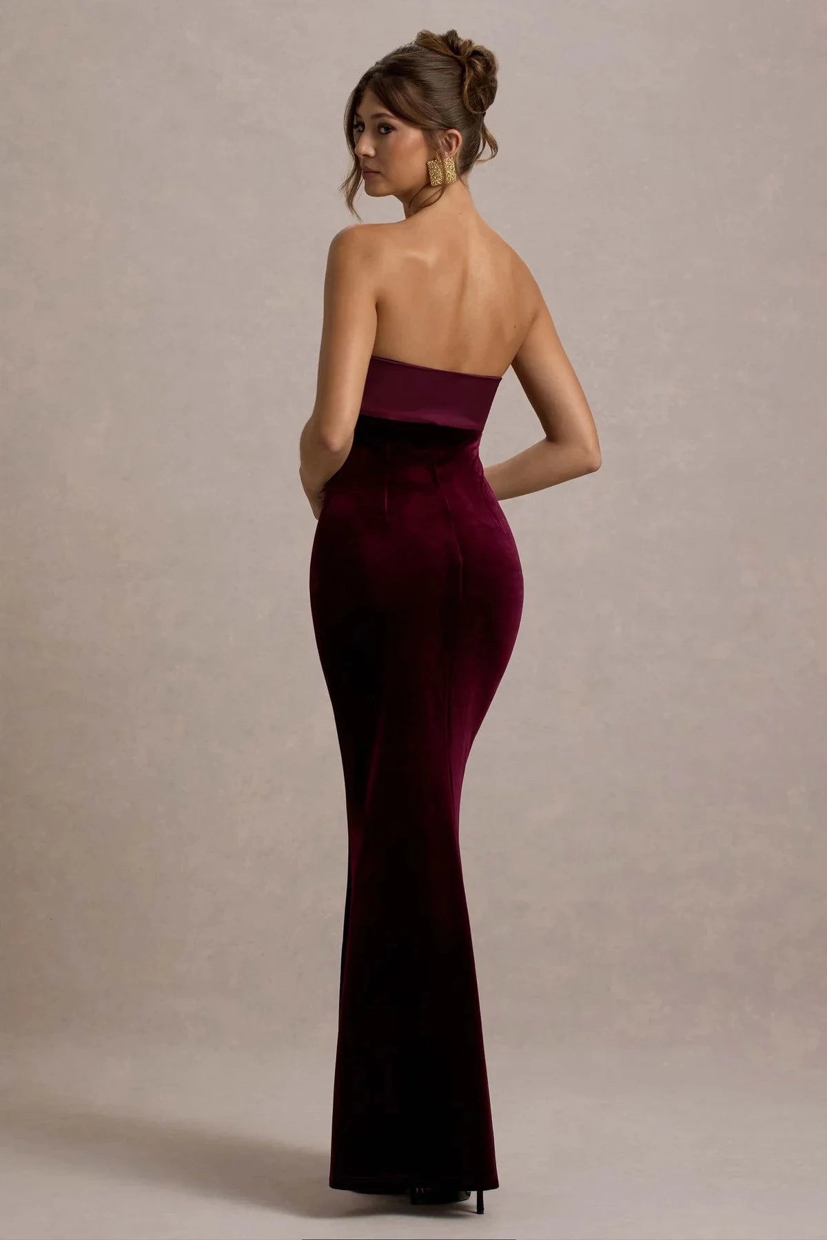 Riveting Mermaid Strapless Two Tone Ruched Floor Length Evening Dress