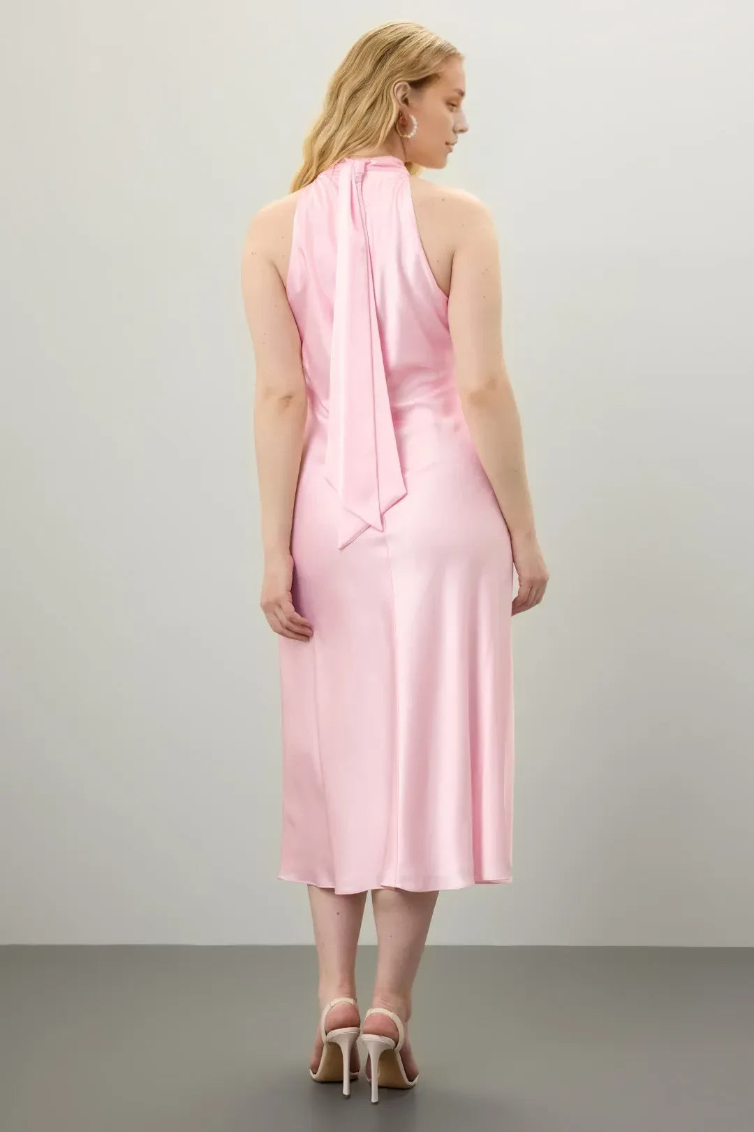 Romantic A Line Crisscross Halter Neck Sleeveless Tie Back Midi Length Plus Size Prom Dress