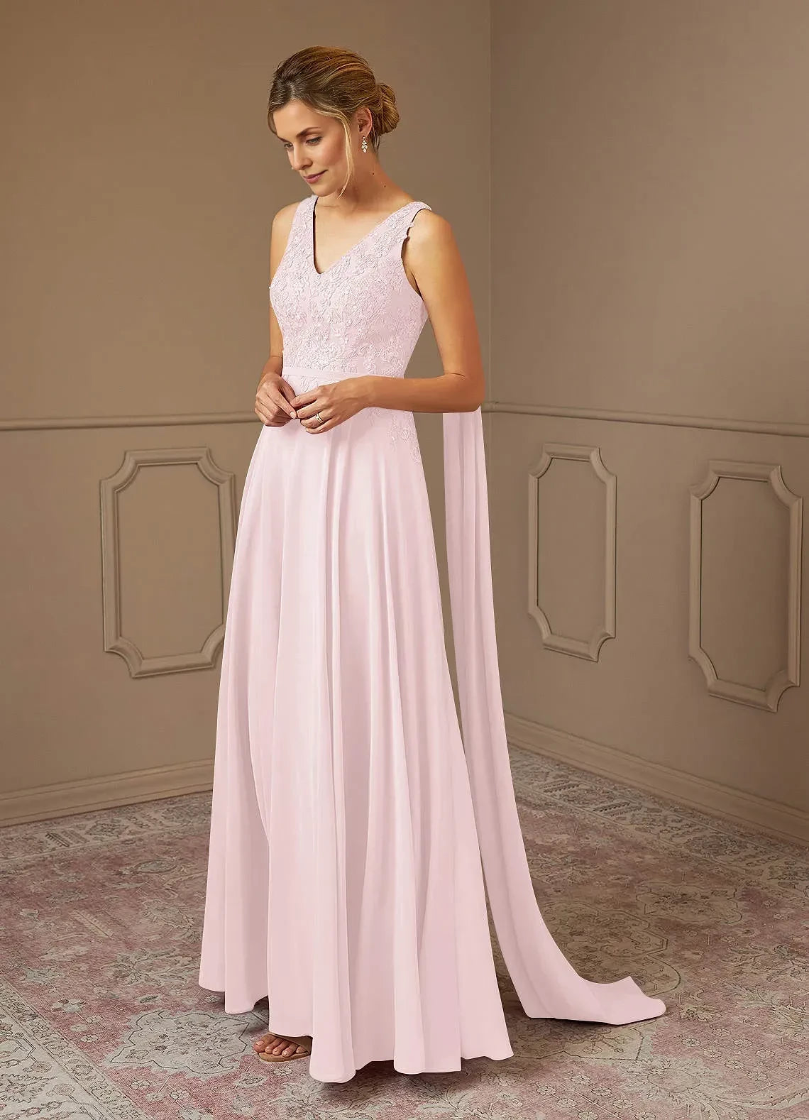 Romantic A Line V Neck Sleeveless Zipper Back Floor Length Mother of the Bride Dresses With Cape