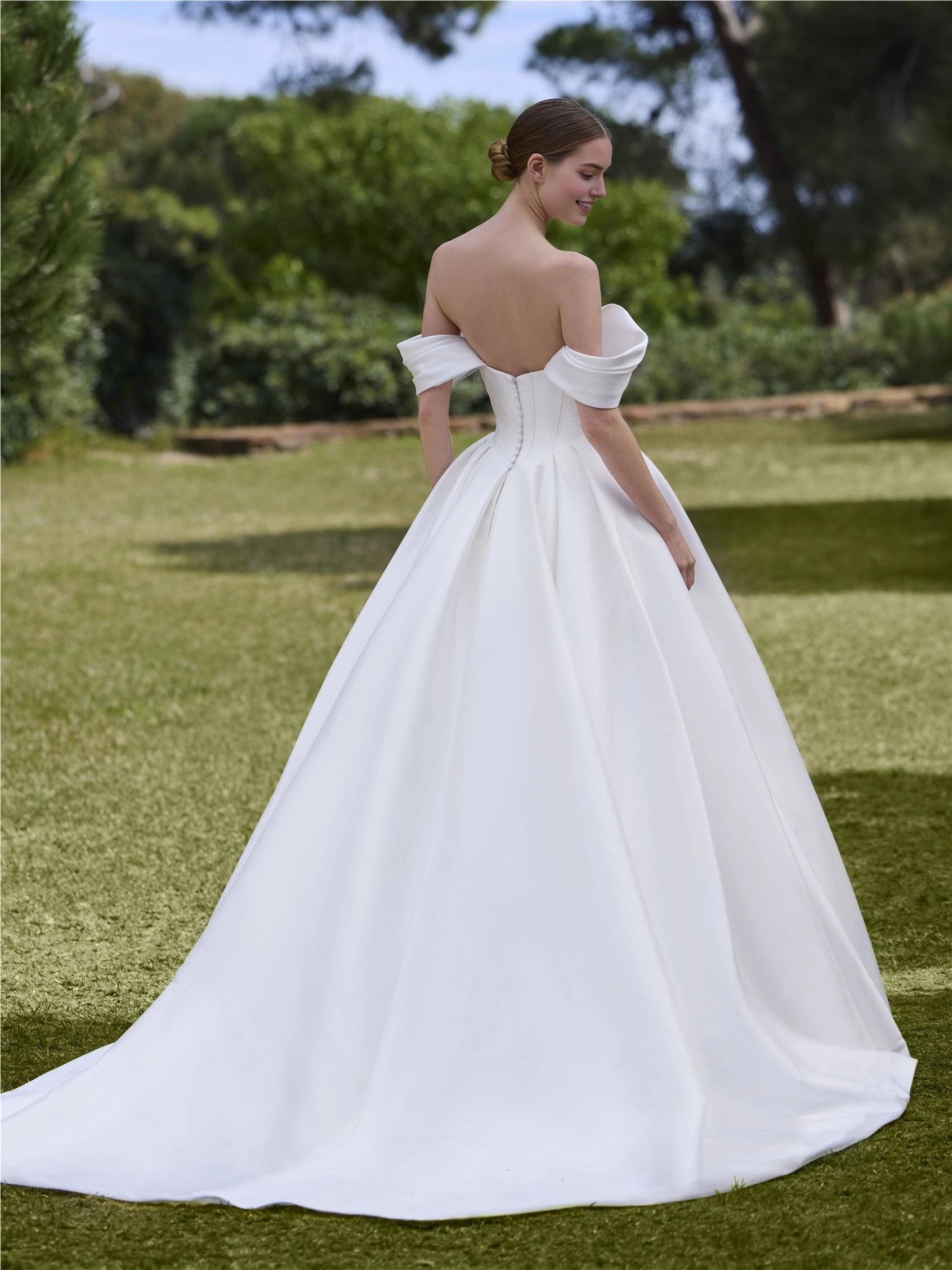 Romantic Ball Gown Off The Shoulder Puff Sleeve Lace Up Back Floor Length Wedding Dress