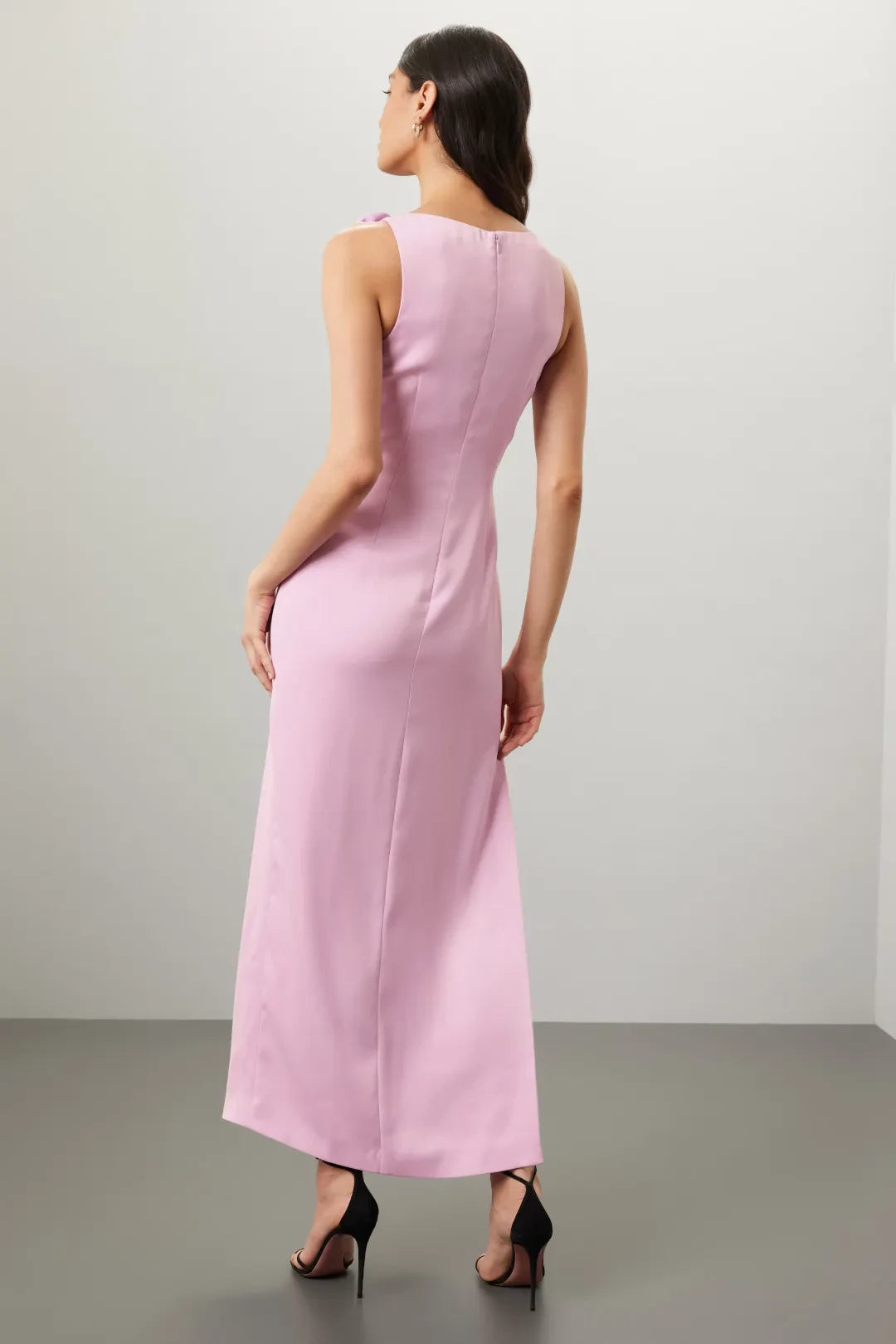 Romantic Sheath Asymmetrical Neck Sleeveless Floral Accent Floor Length Plus Size Prom Dress