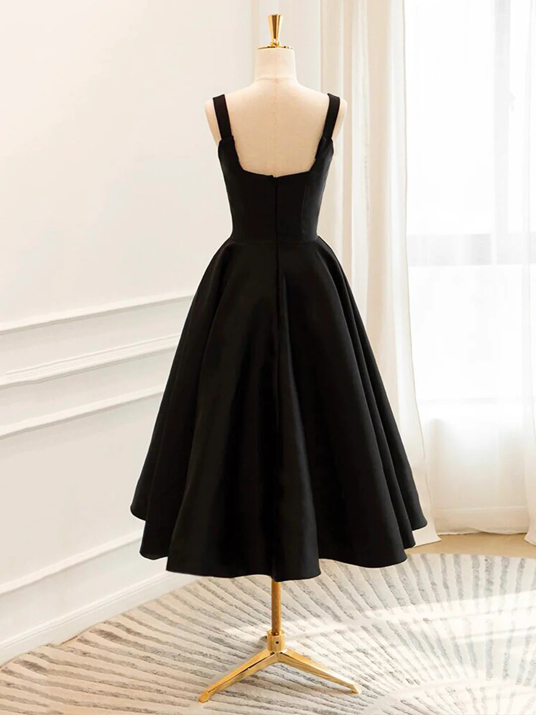 Satin Black Short Prom Dress Simple A-Line Evening Party Dress Homecoming Dresses