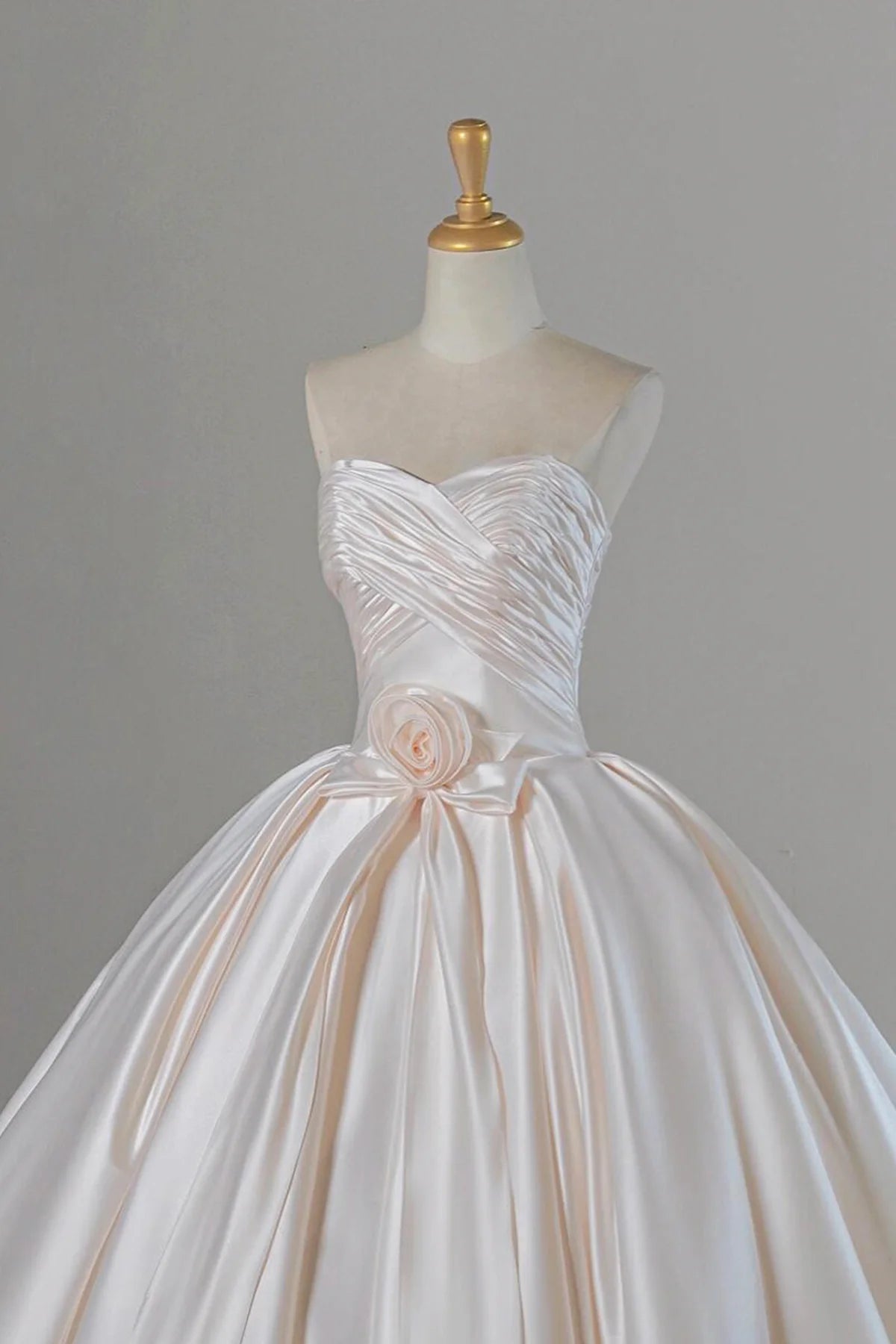 Satin Champagne Long Prom Dress A-Line Sweetheart Neck Party Dress Wedding Dresses