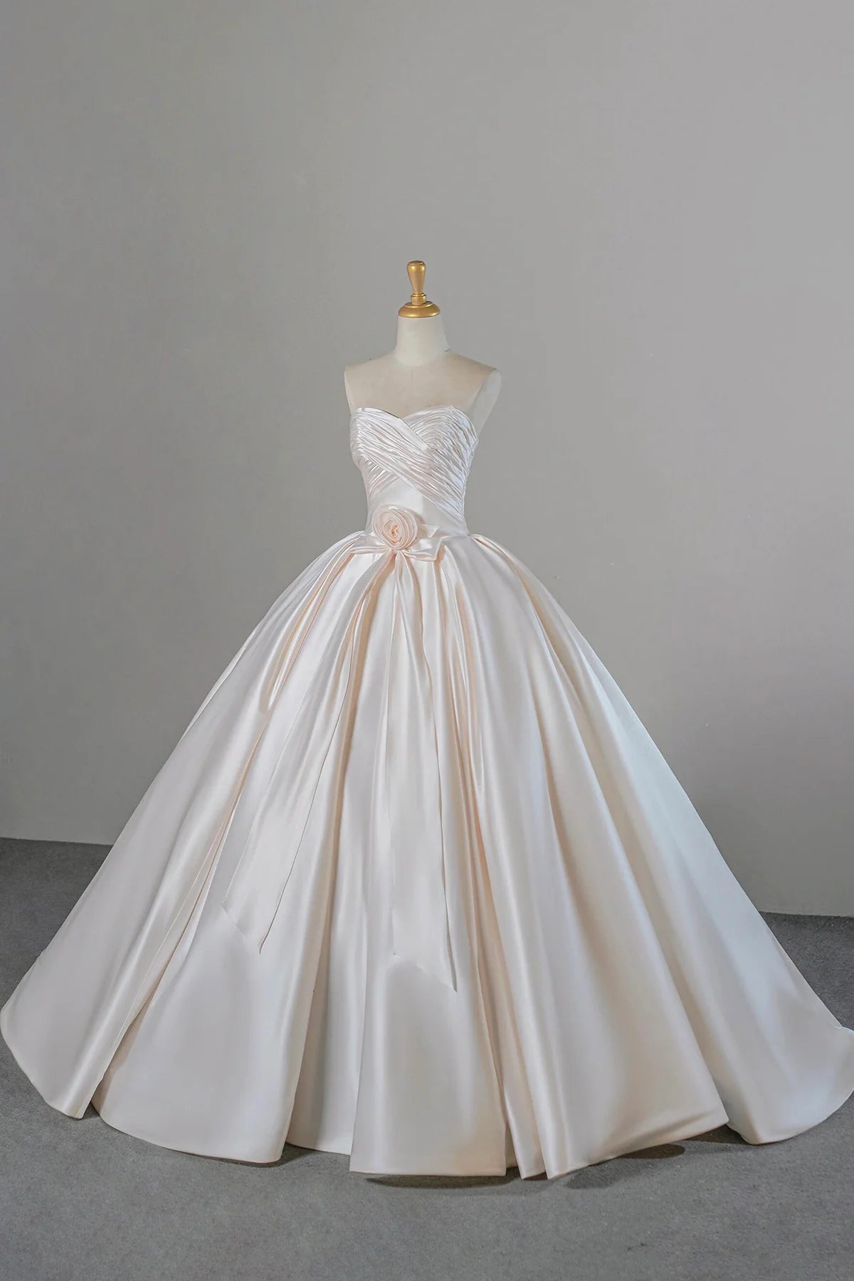 Satin Champagne Long Prom Dress A-Line Sweetheart Neck Party Dress Wedding Dresses
