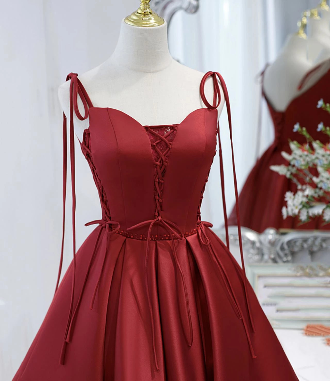 Satin Red Lace-up Sleeveless Off-the-shoulder Short Prom Dress Party Dress Cocktail Dress Homecoming Dress Evening Dress