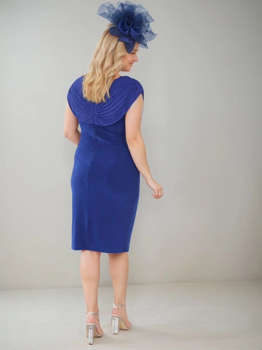 Sheath V-Neck Sleeveless Ruched Plus Size with Rhinestone Mother of the Bride Dresses