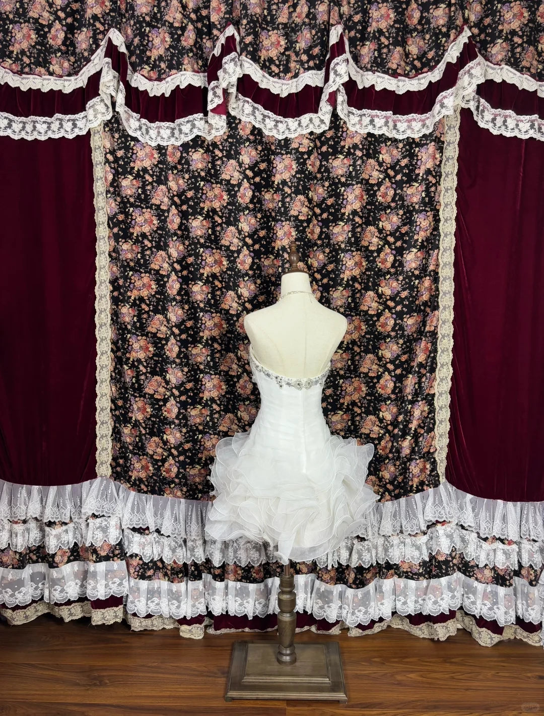 Shiny White Beaded Strapless A-Line Short Tiered Prom Dress Party Dress Cocktail Dress Homecoming Dress Evening Dress