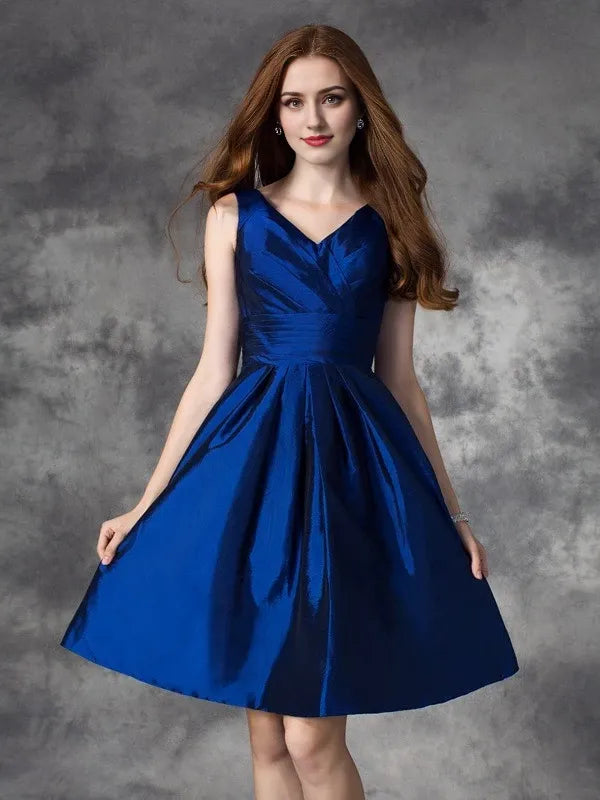 Short Sleeveless Satin V-neck With Ruched Bridesmaid Dresses