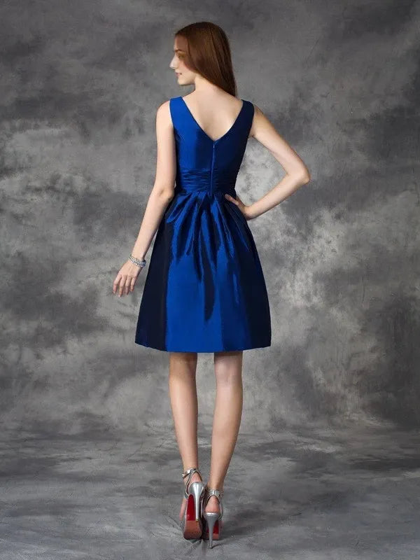 Short Sleeveless Satin V-neck With Ruched Bridesmaid Dresses