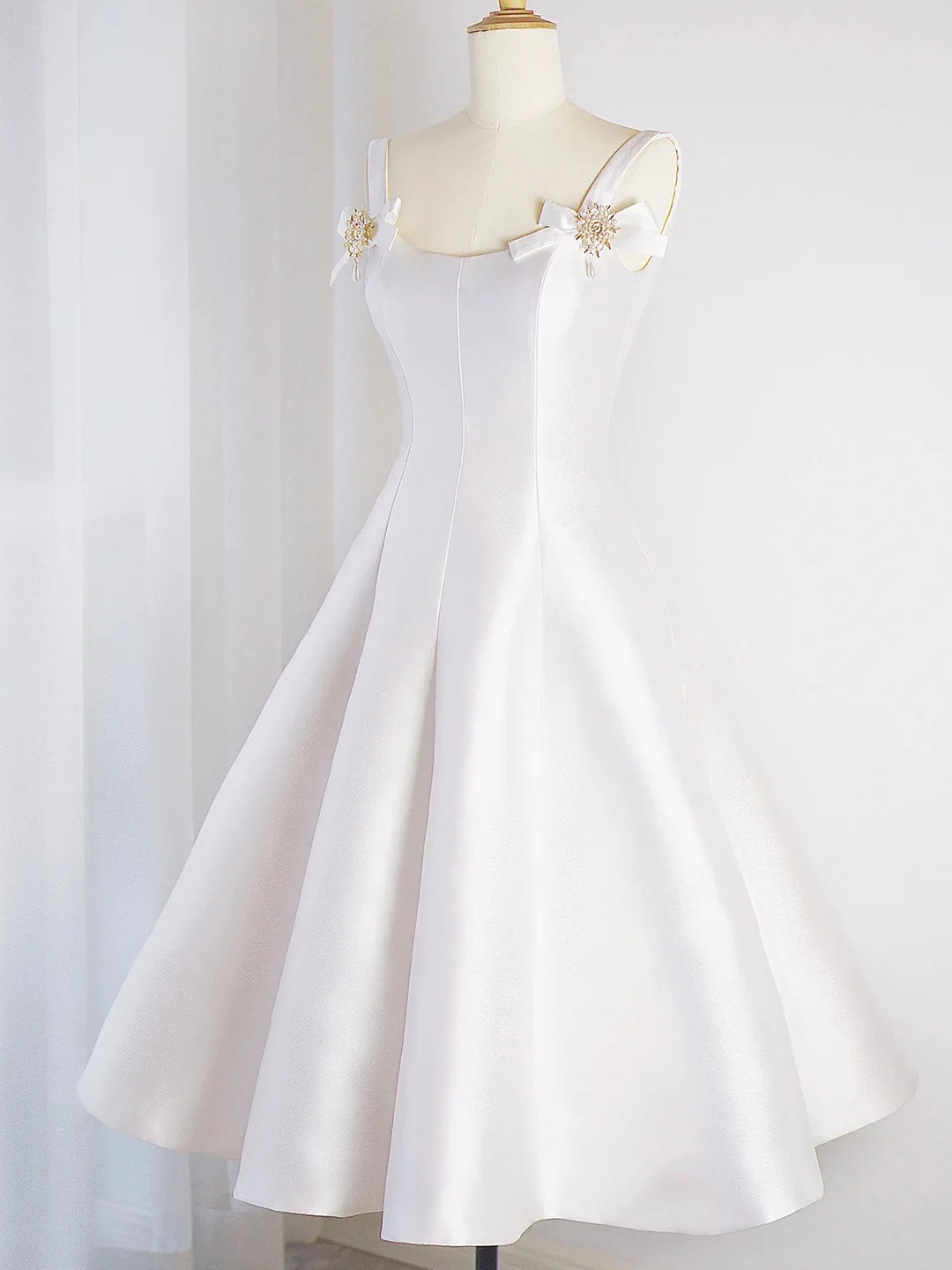 Simple A-Line White Satin Short Prom Dress White Satin Short  Evening Party Dress