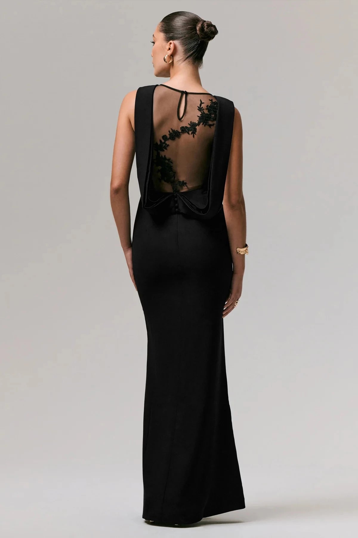 Sophisticated Mermaid Crew Neck Sleeveless Sheer Lace Back Floor Length Evening Dress