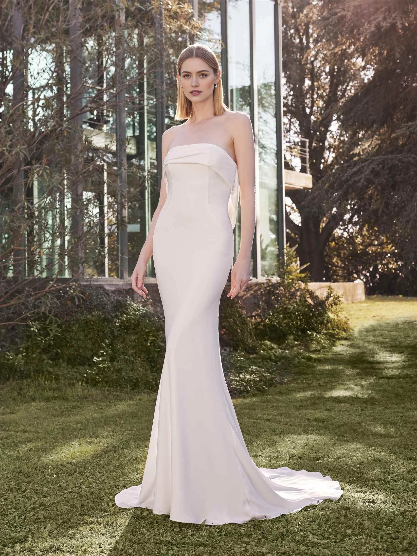 Sophisticated Mermaid Strapless Sleeveless Lace Panel Back Floor Length Wedding Dress