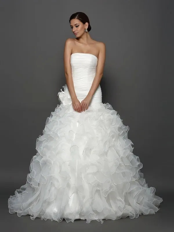 Strapless Sleeveless Ball Gown Organza Cathedral Train With Hand-Made Flower Wedding Dresses
