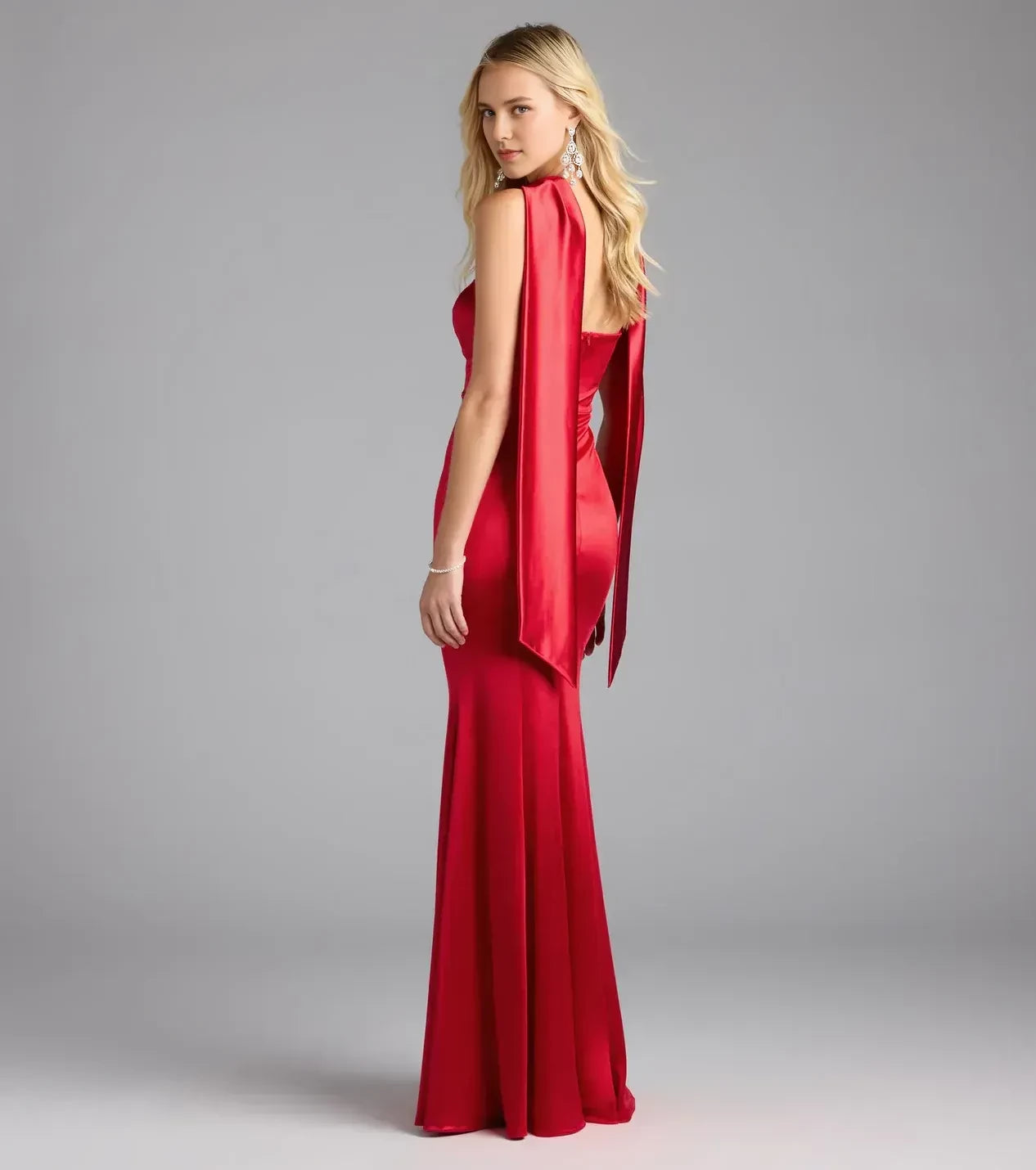 Striking Mermaid Strapless Sleeveless Draped Back Floor Length Prom Dress