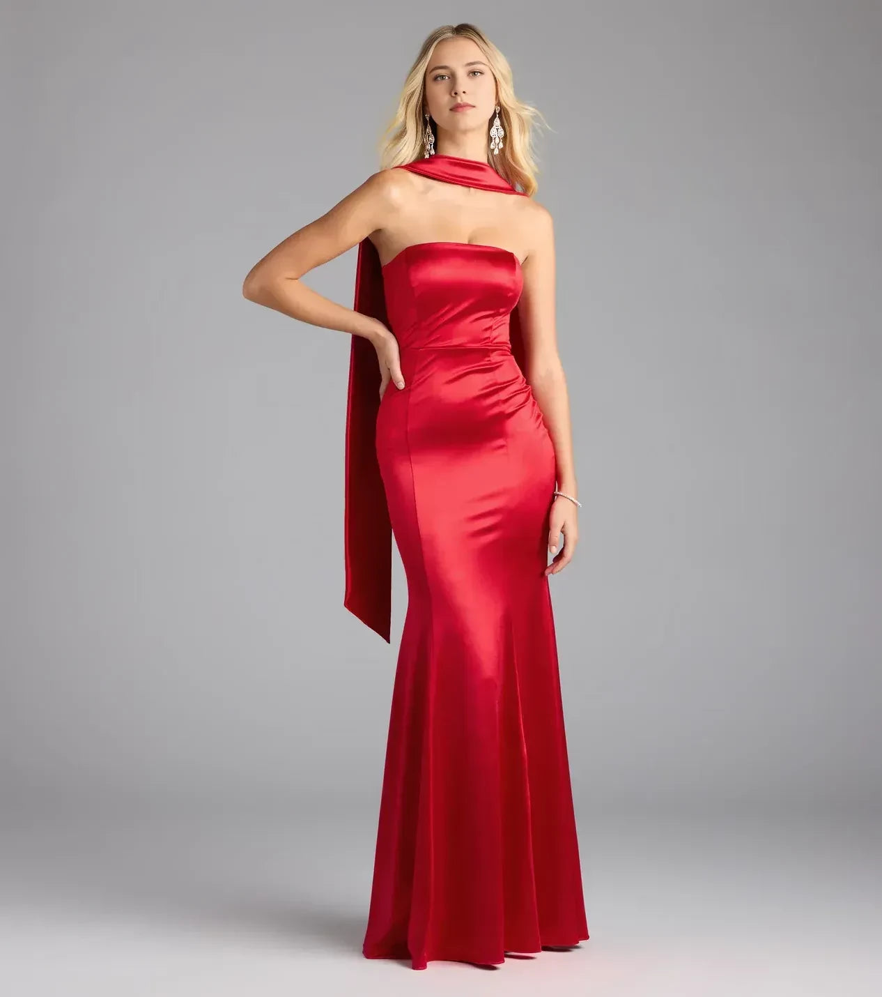 Striking Mermaid Strapless Sleeveless Draped Back Floor Length Prom Dress