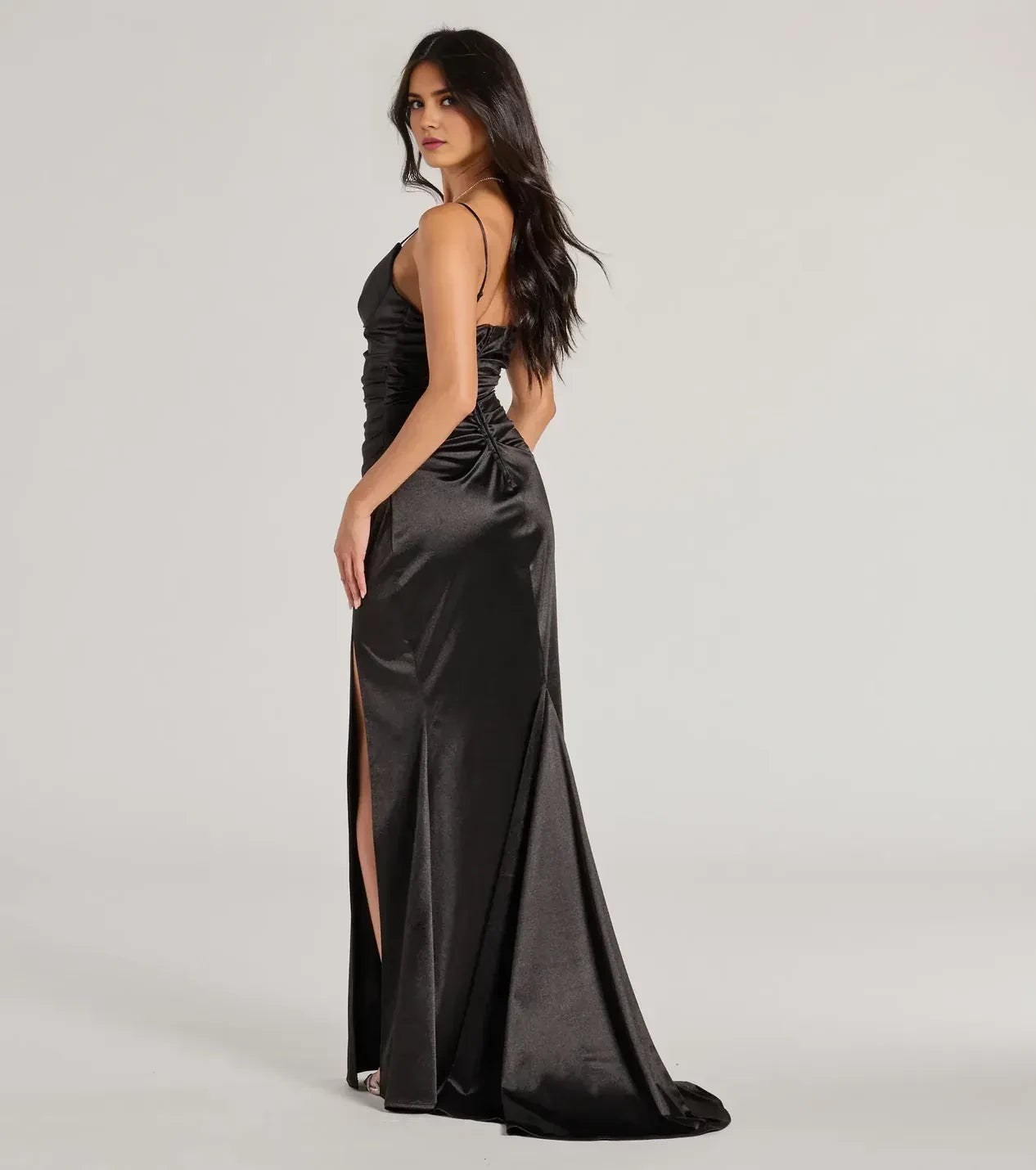 Striking Sheath Plunge Neck Spaghetti Strap Open Back Floor Length Prom Dress
