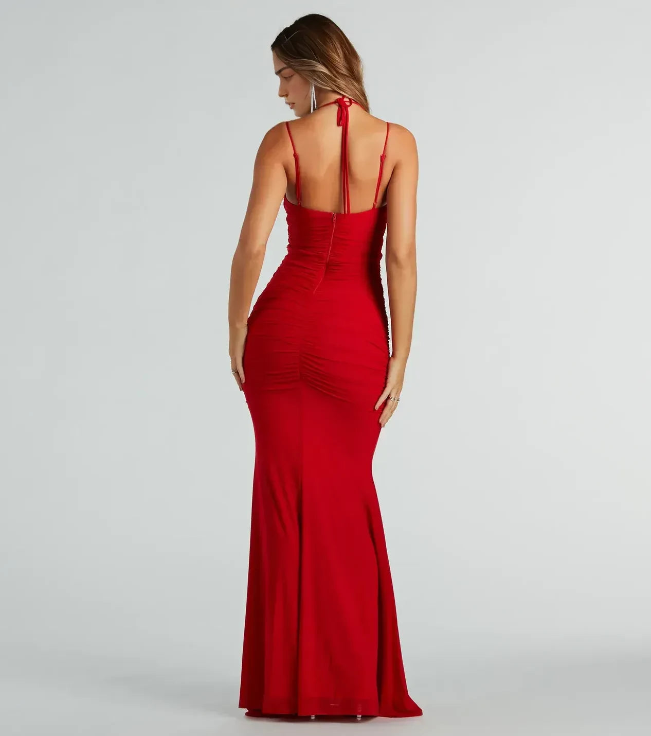 Stunning Trumpet Cowl Neck Spaghetti Strap Tie Back Floor Length Prom Dress