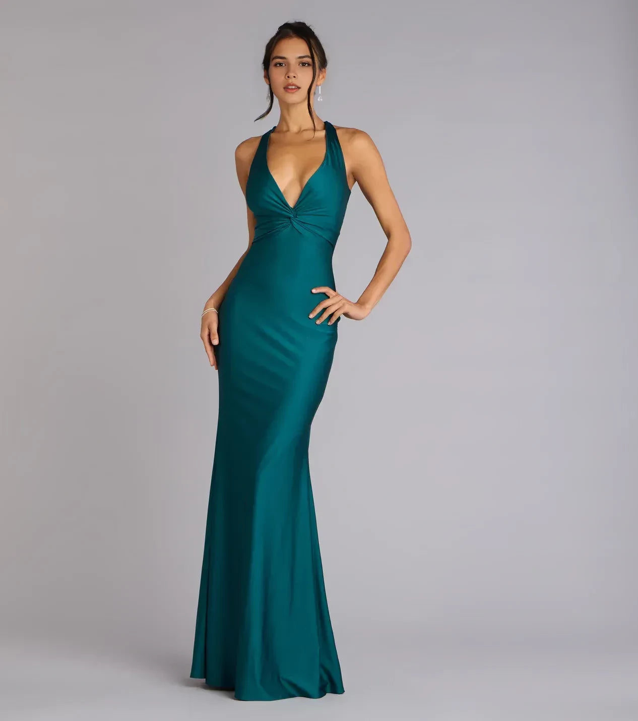 Stunning Trumpet Halter Neck Sleeveless Tie Back Floor Length Prom Dress